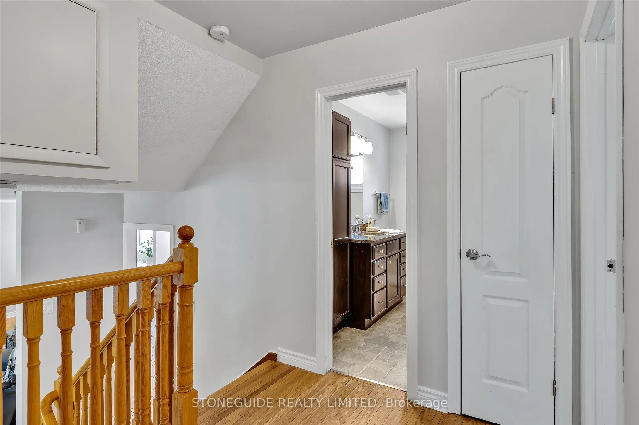 976 Sydenham Road