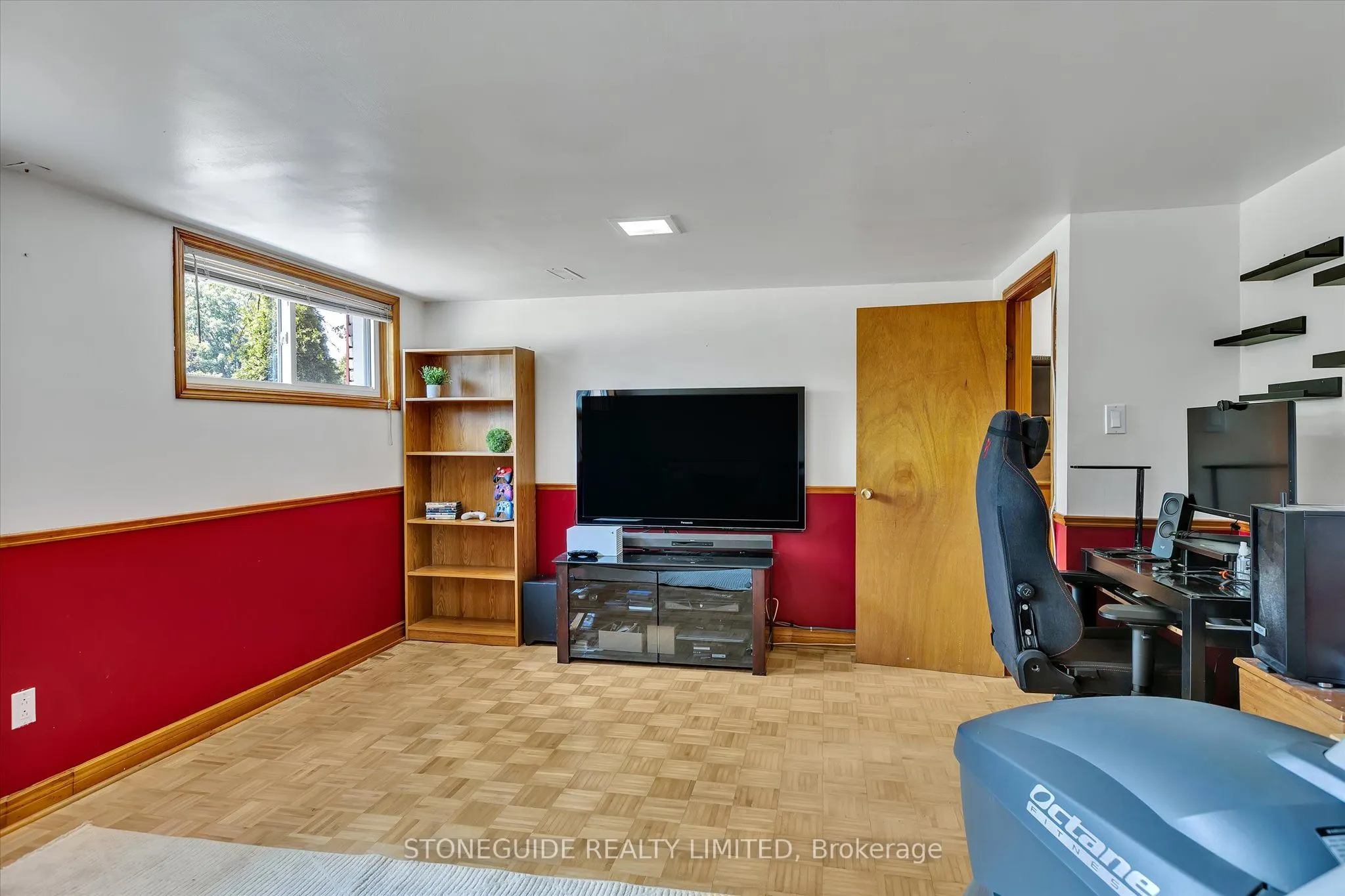 976 Sydenham Road