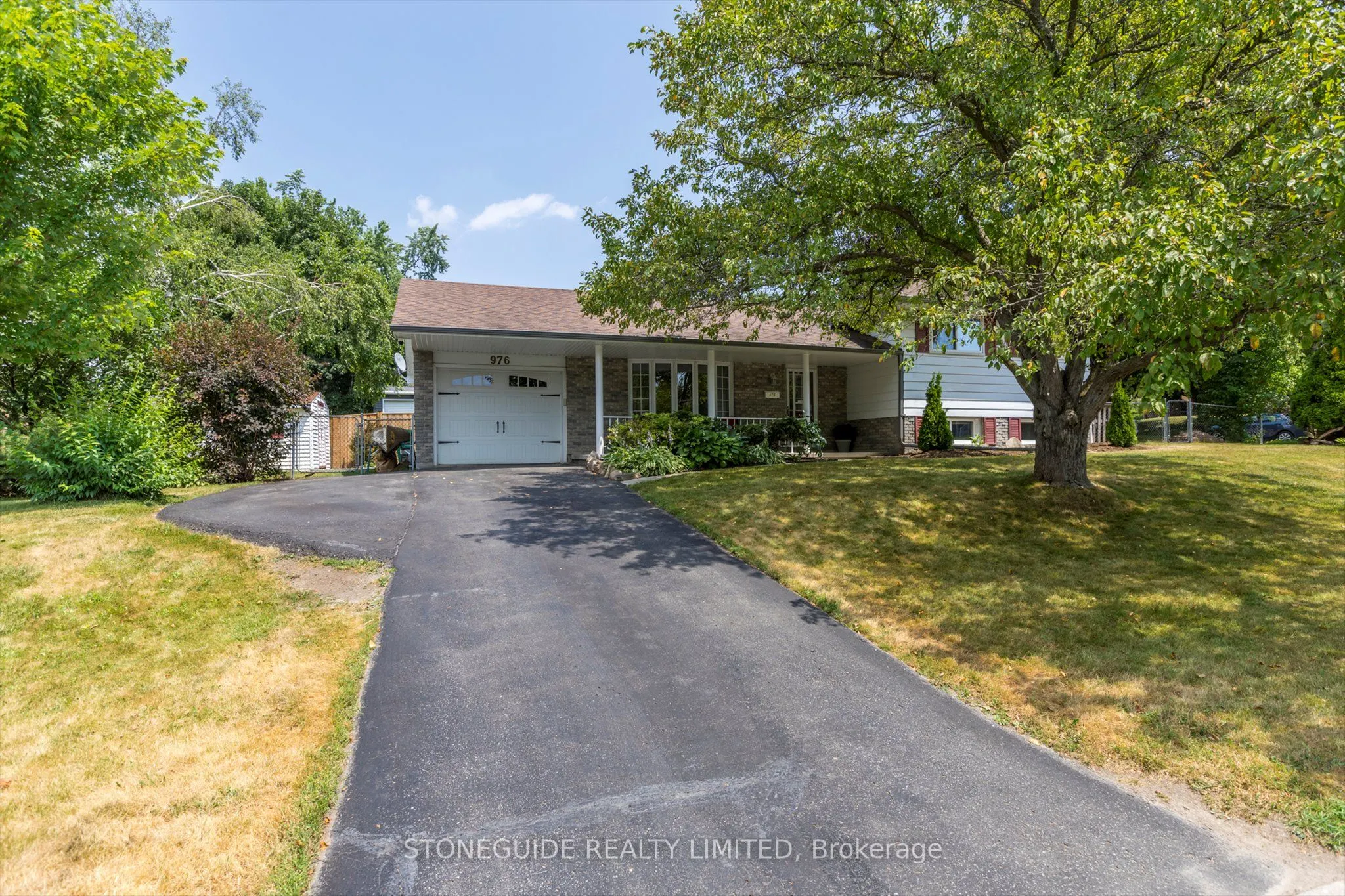 976 Sydenham Road
