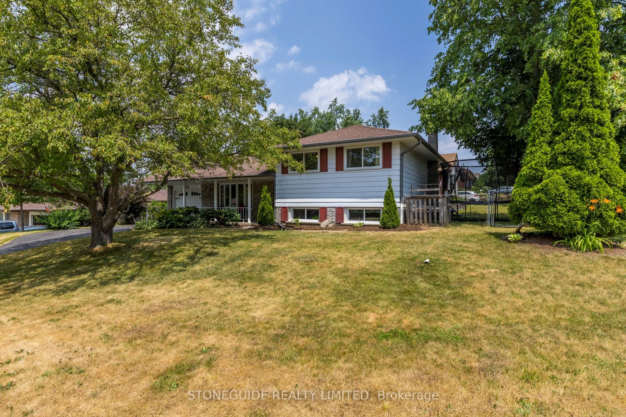 976 Sydenham Road
