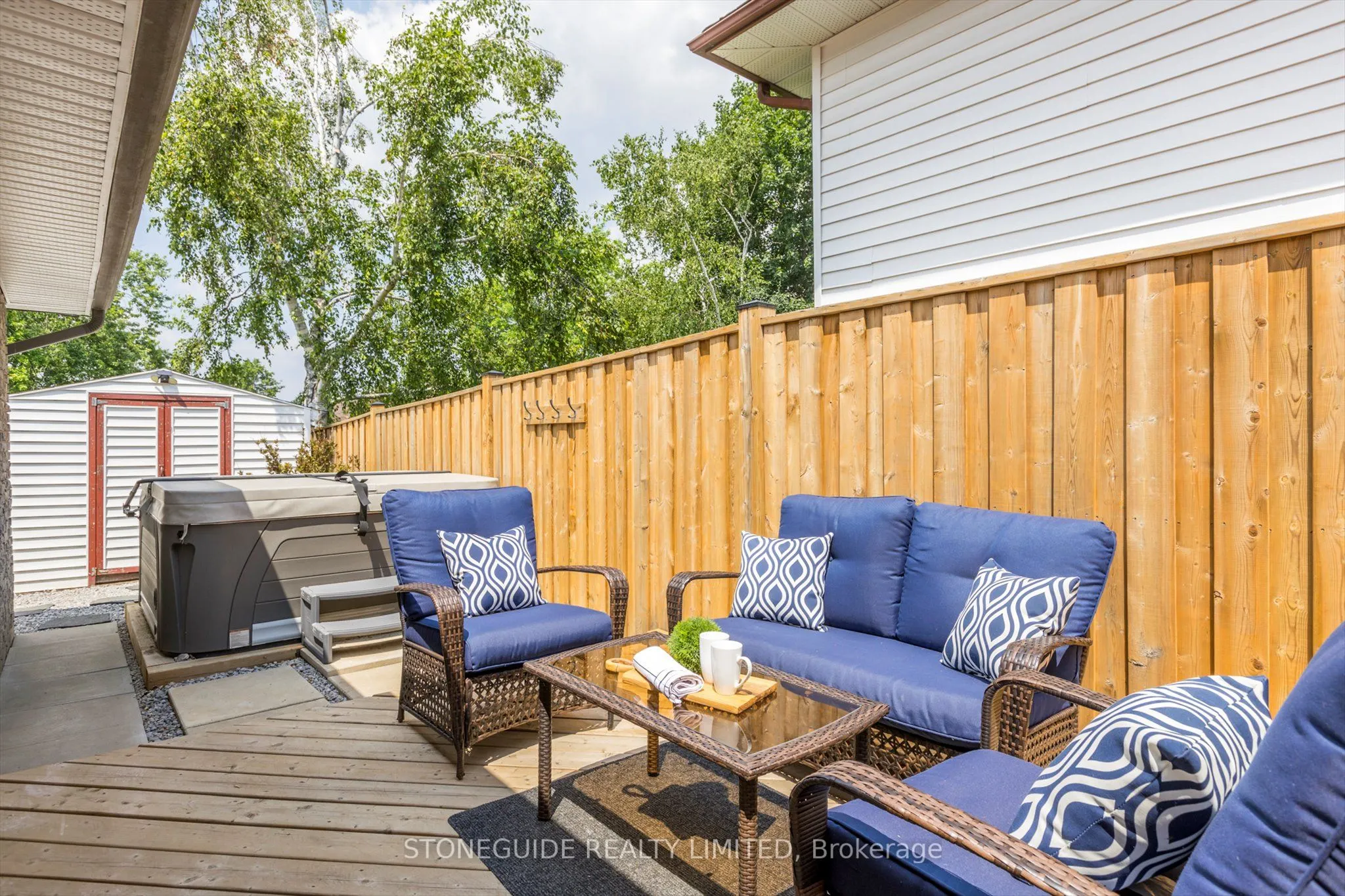 976 Sydenham Road