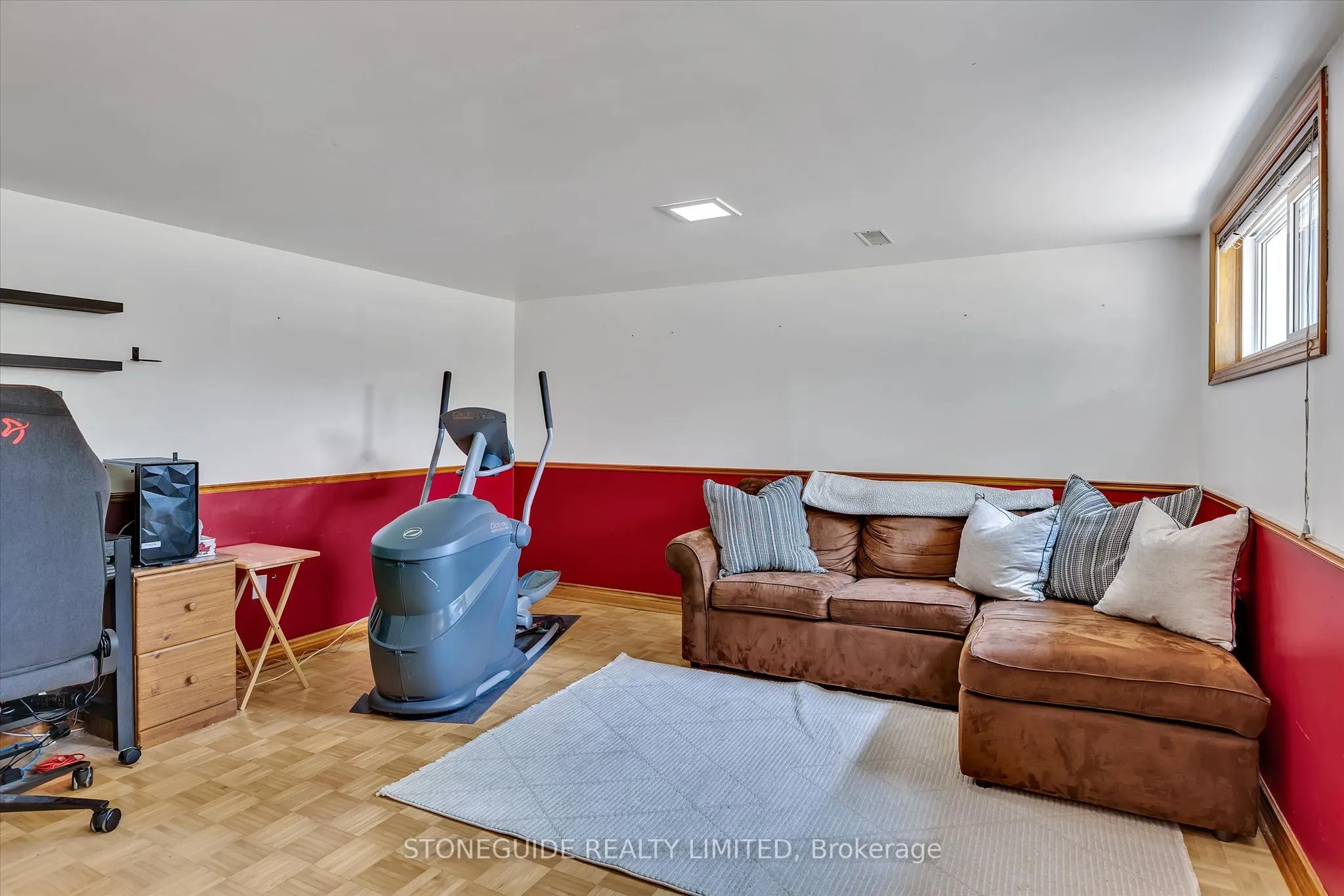 976 Sydenham Road