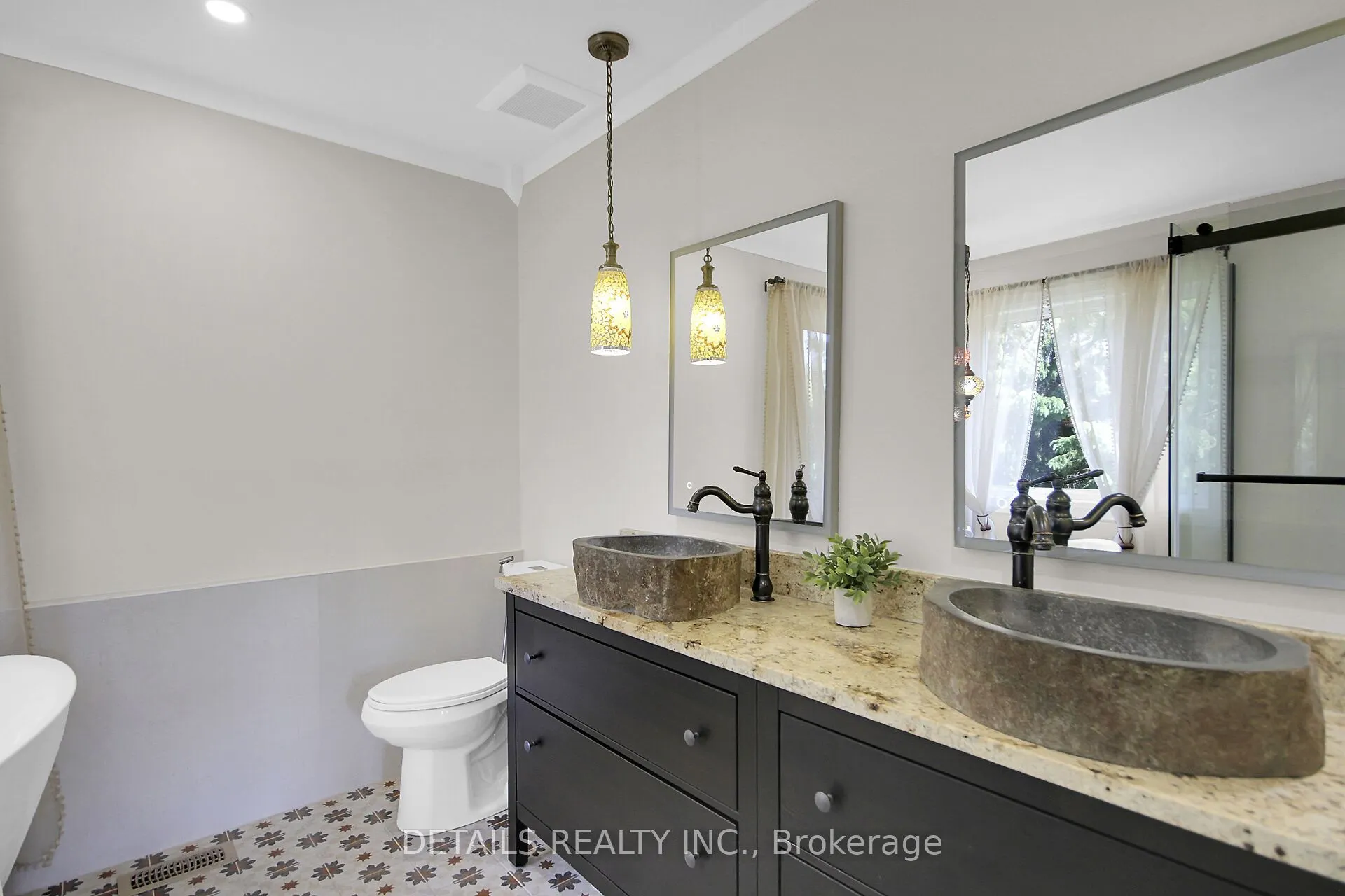 1362 Cornfield Crescent