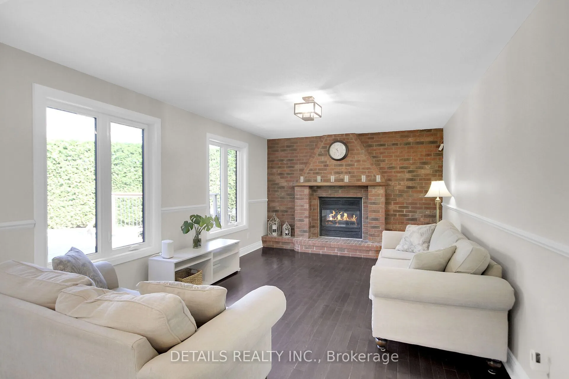 1362 Cornfield Crescent