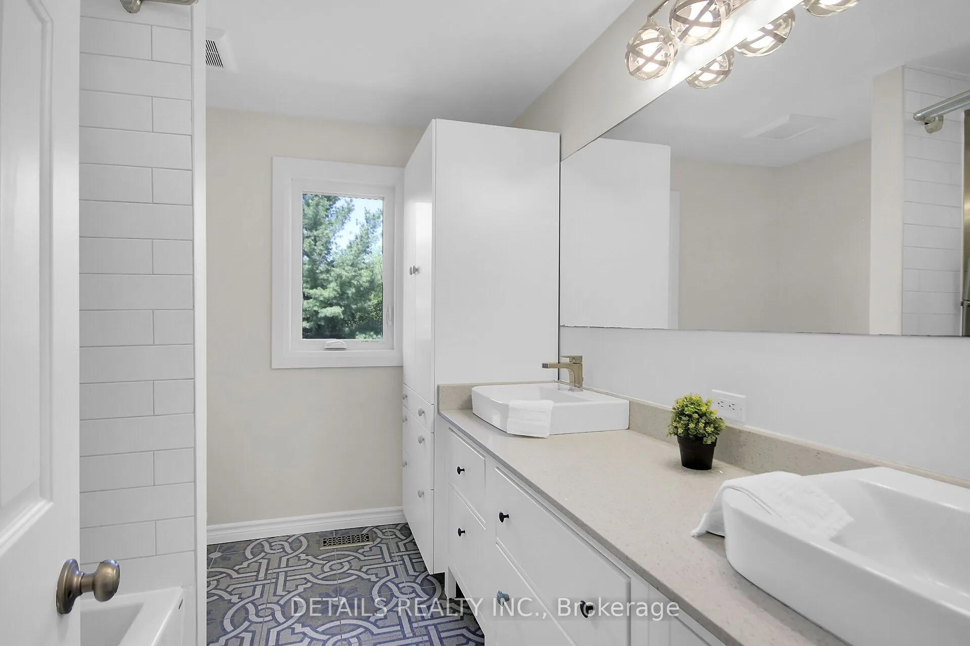 1362 Cornfield Crescent