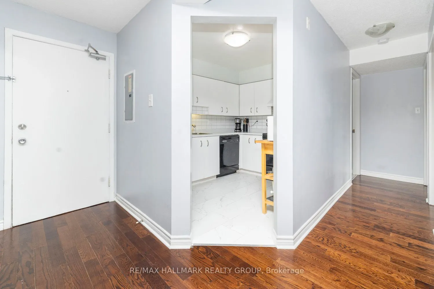 345 Centrum Boulevard, #203