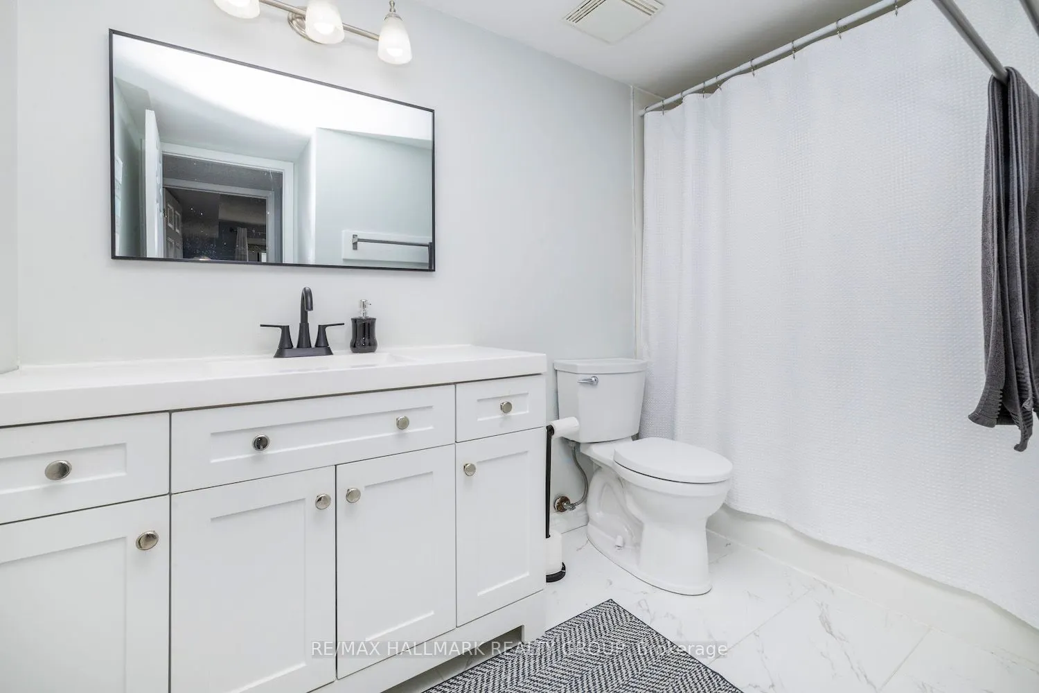 345 Centrum Boulevard, #203