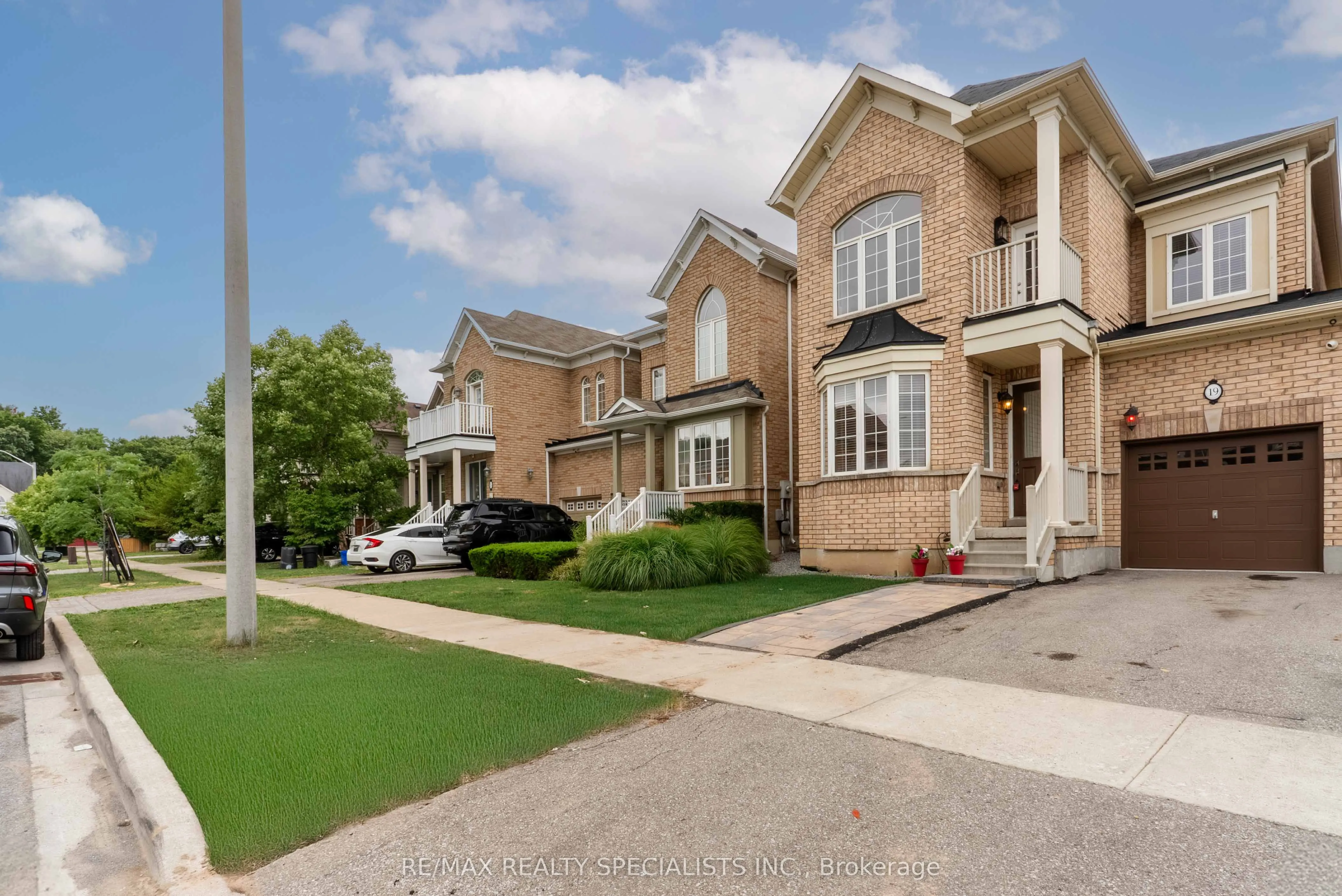 19 White Ash Road