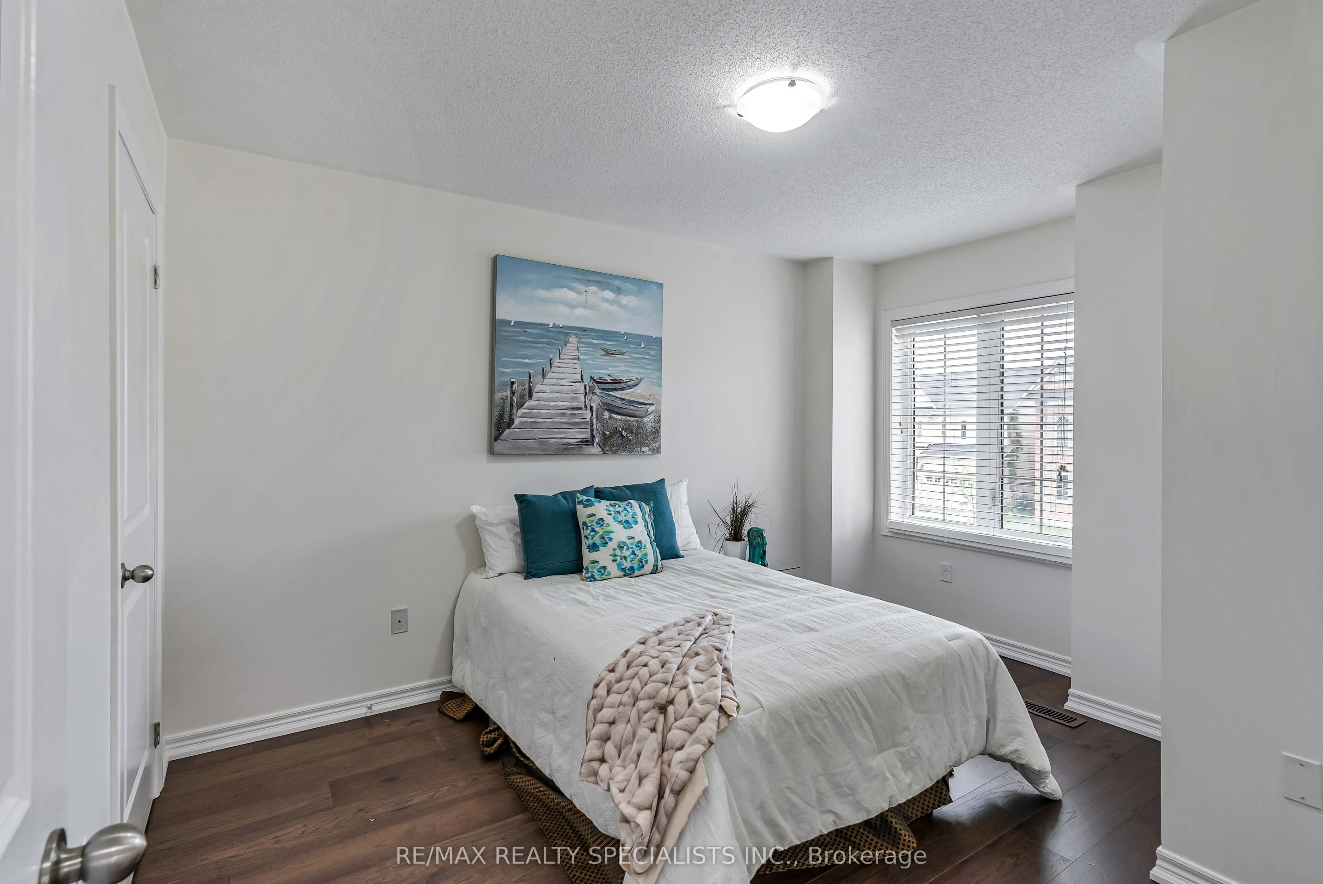19 White Ash Road