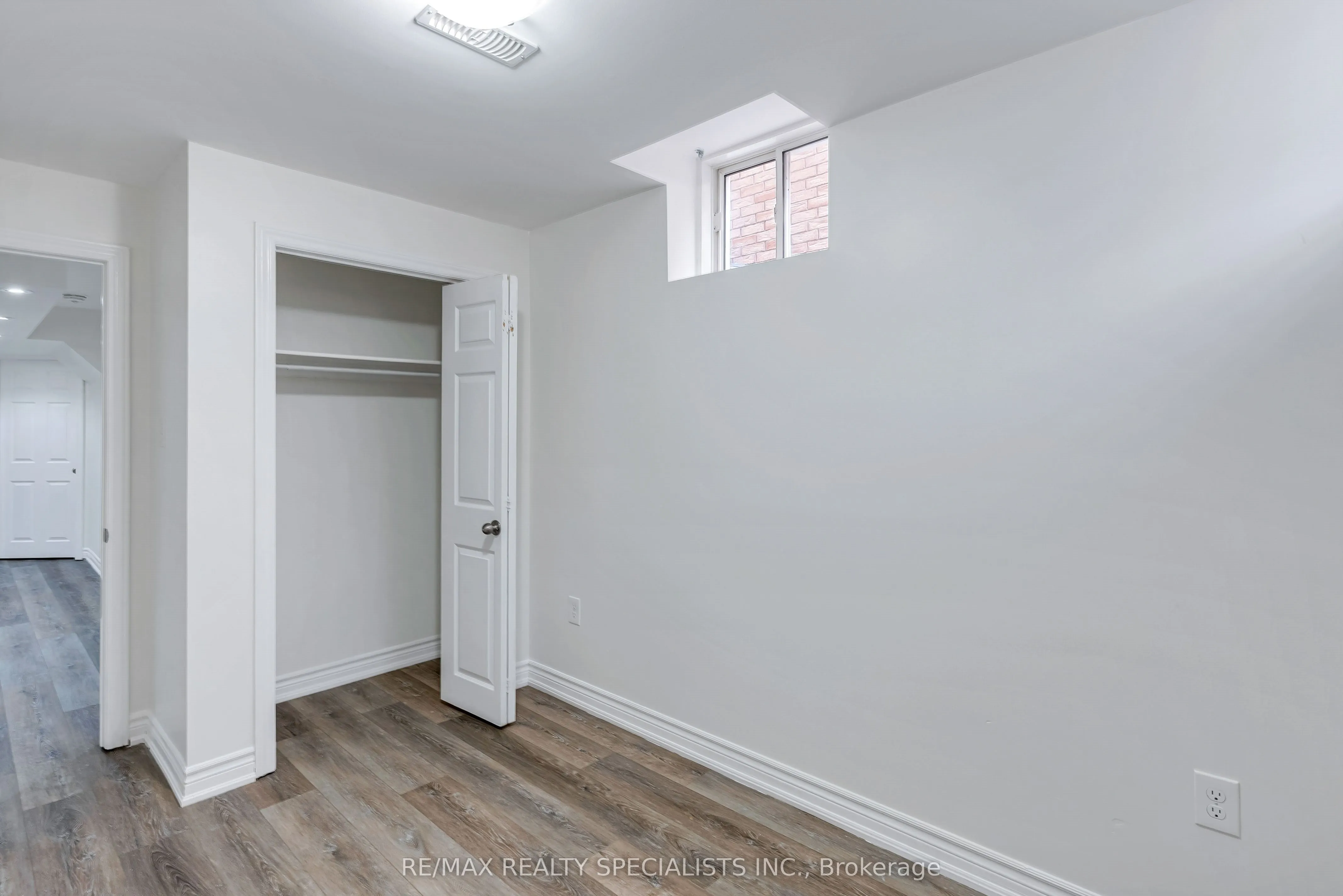 19 White Ash Road