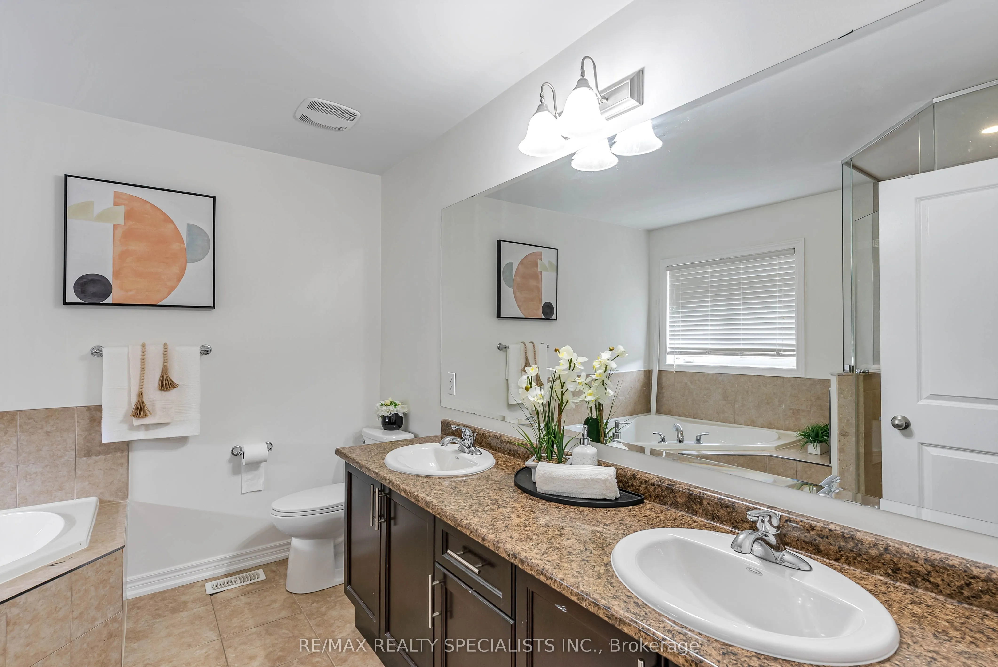 19 White Ash Road