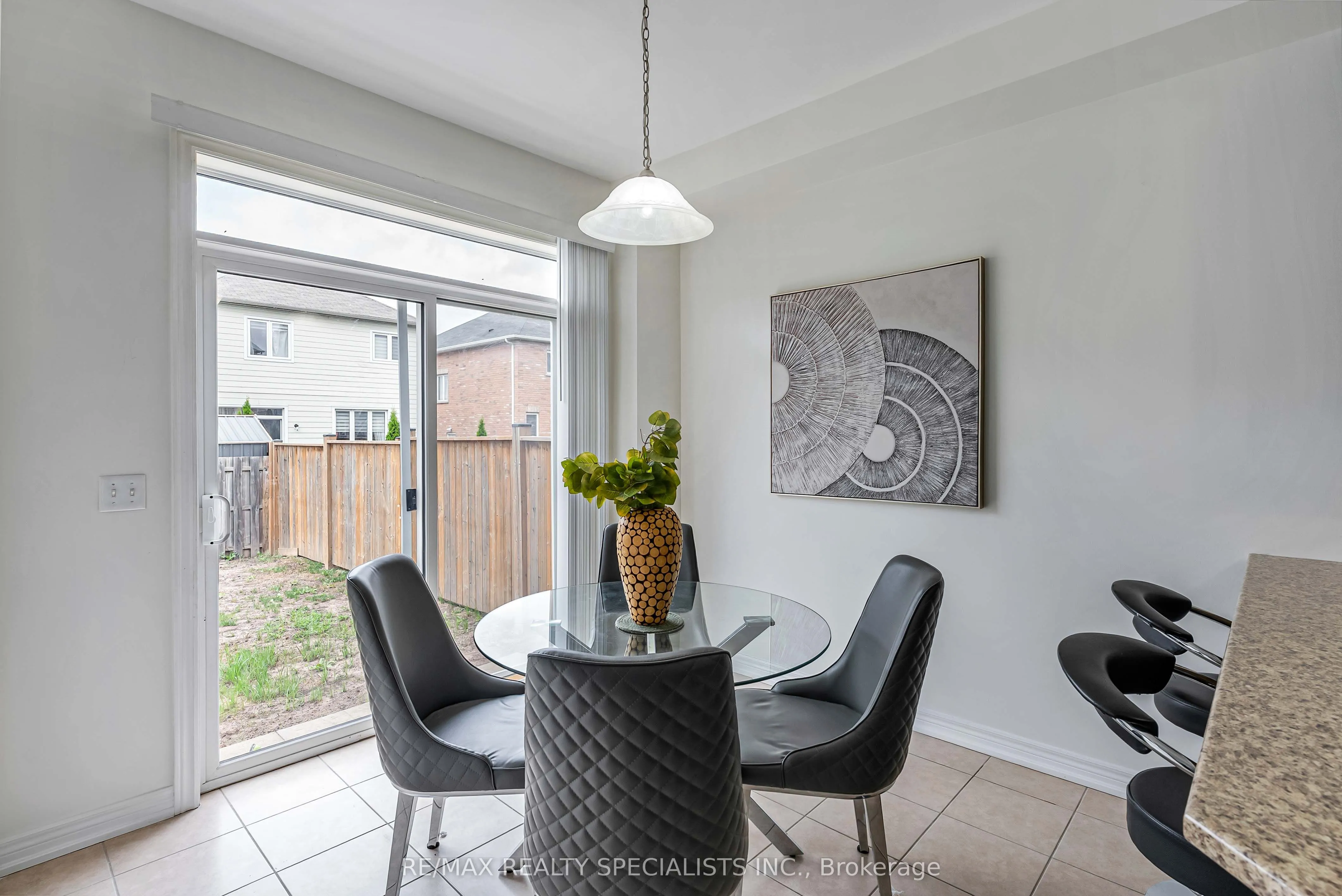 19 White Ash Road