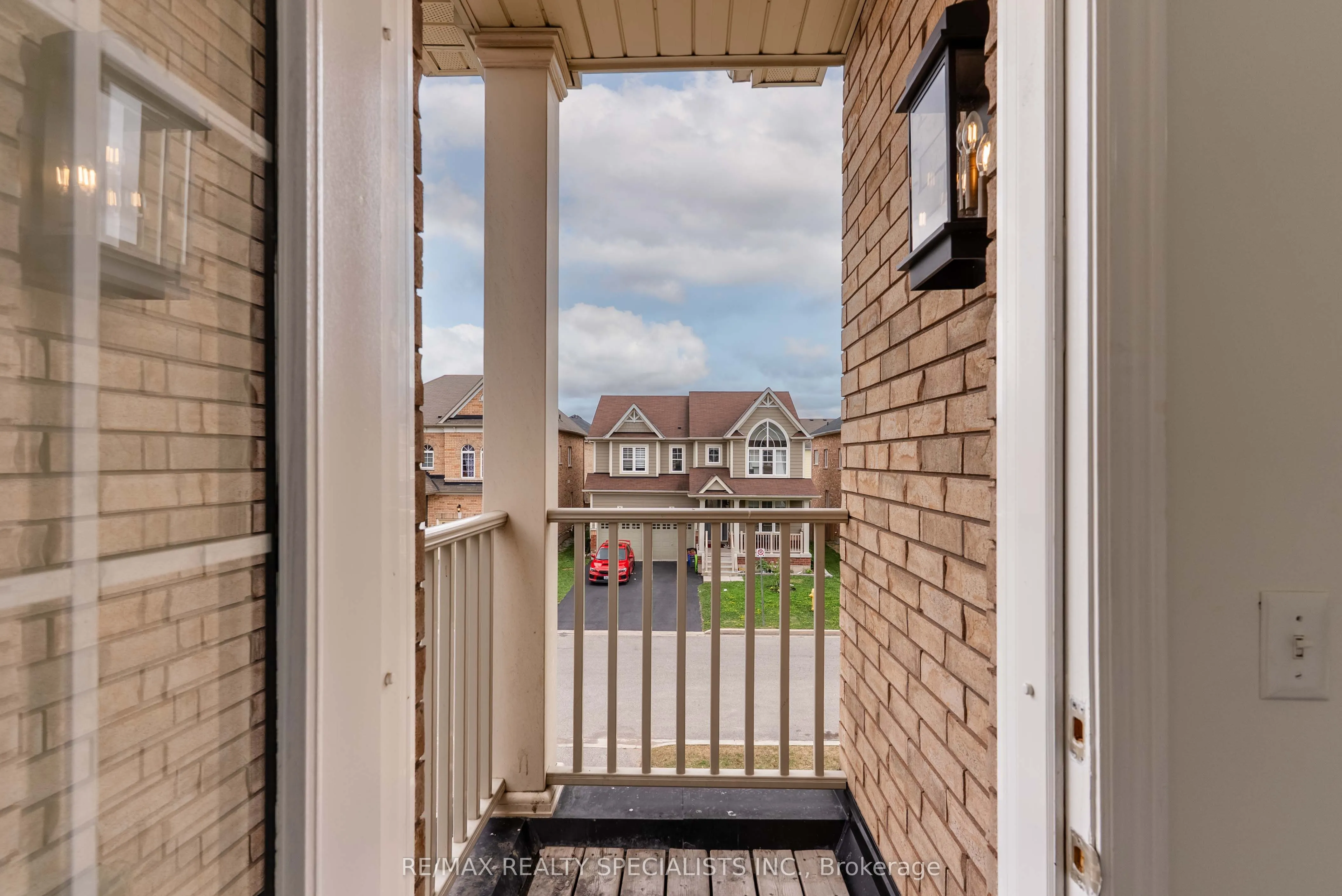 19 White Ash Road