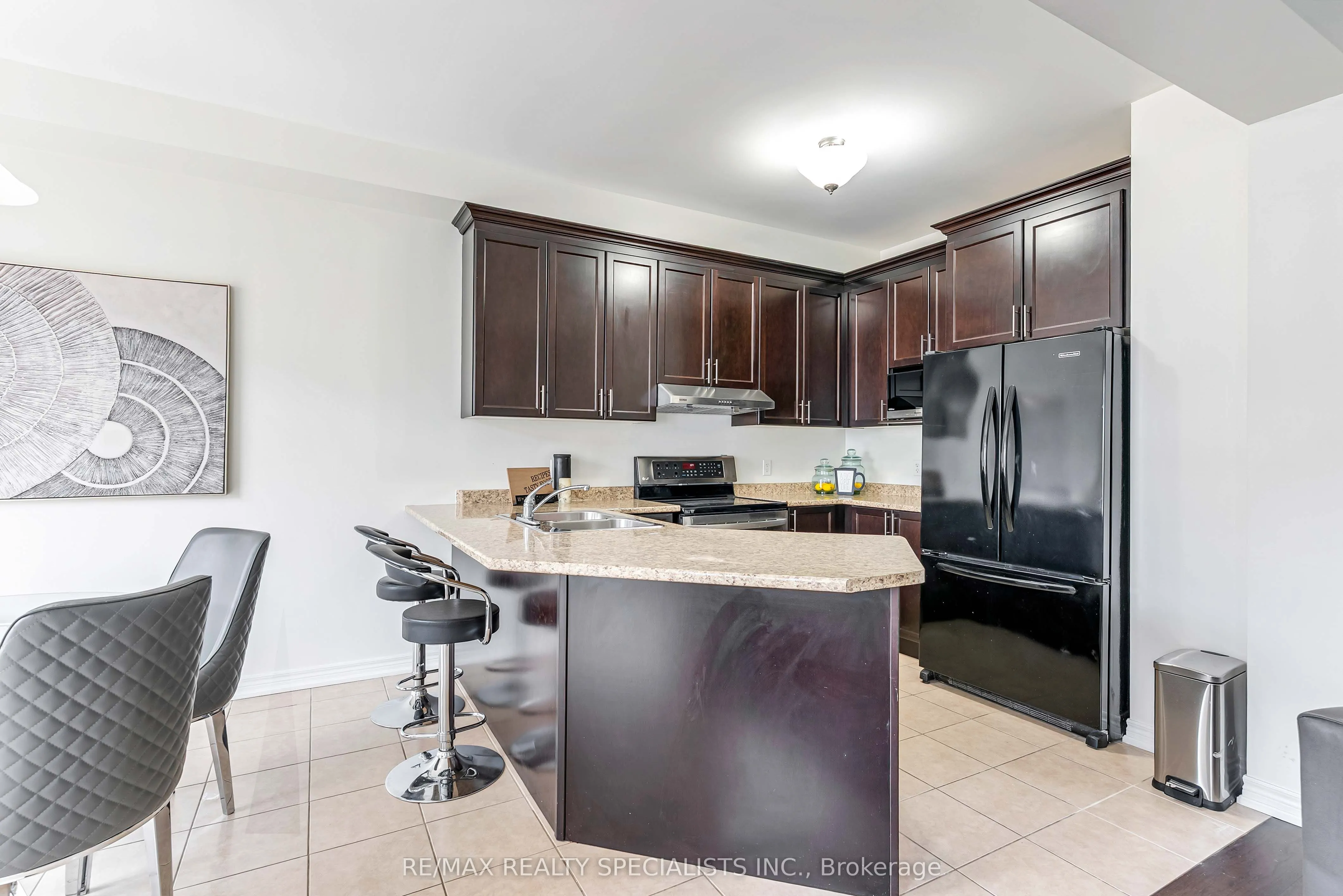 19 White Ash Road
