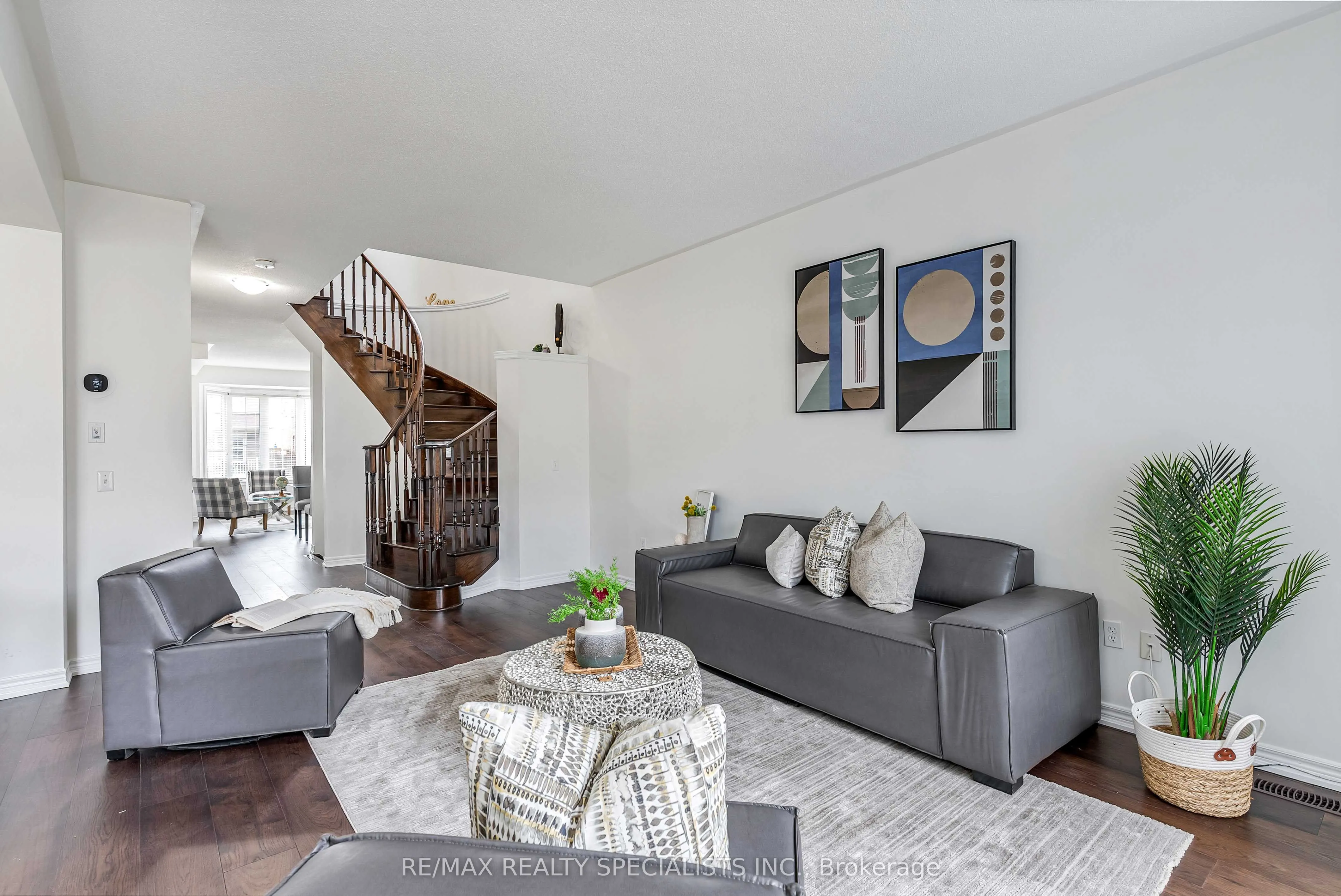 19 White Ash Road