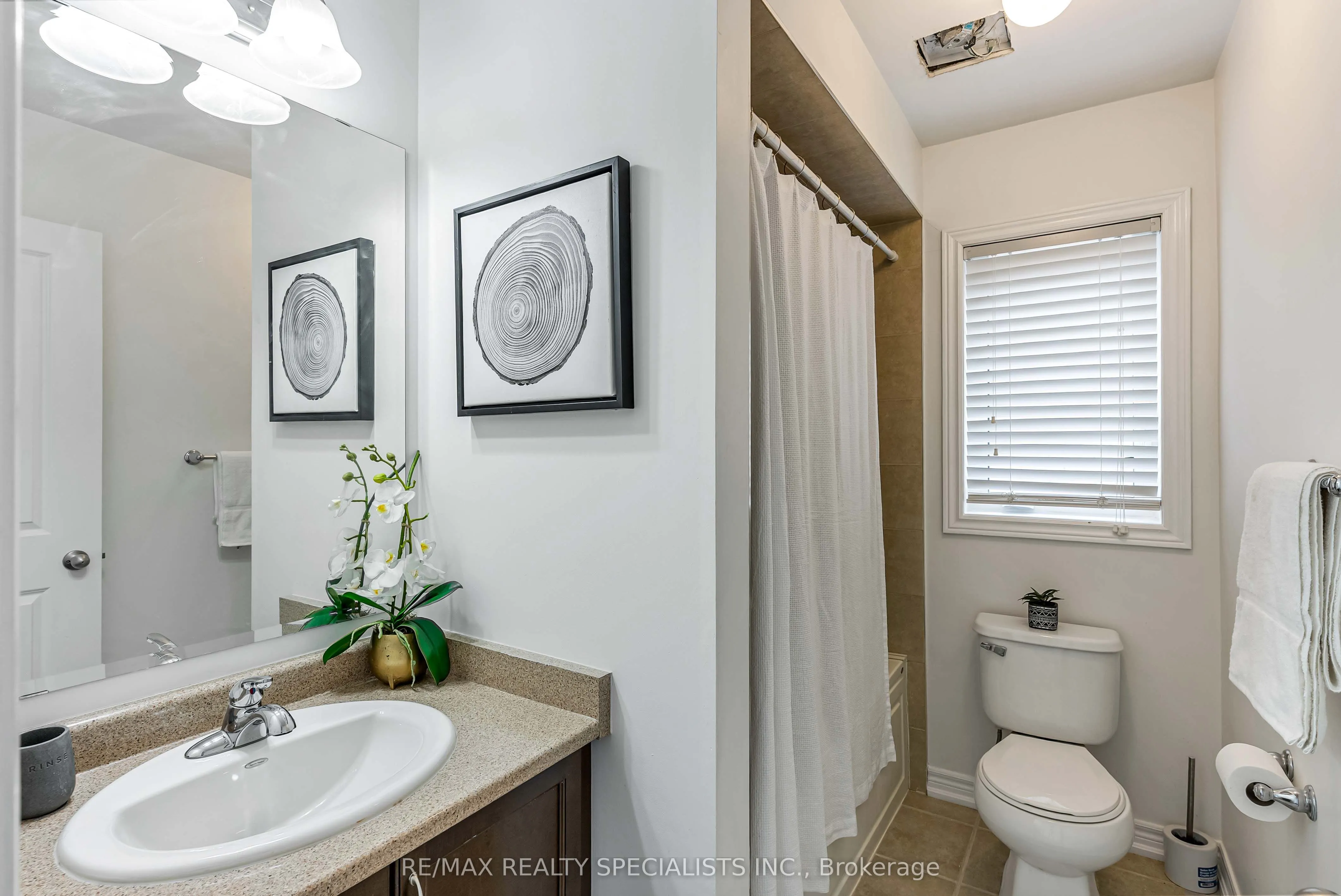 19 White Ash Road
