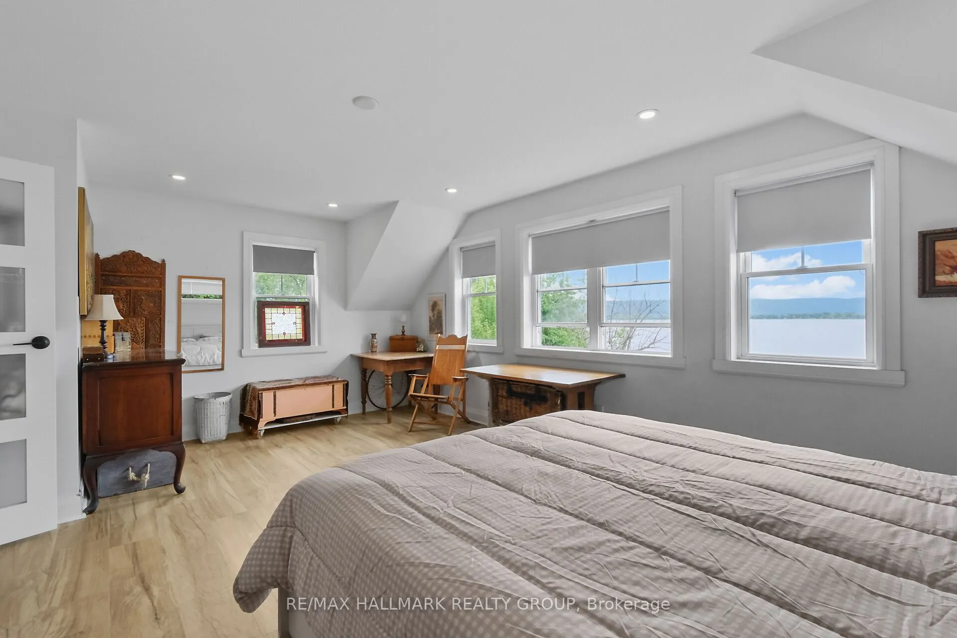 500 Bayview Drive