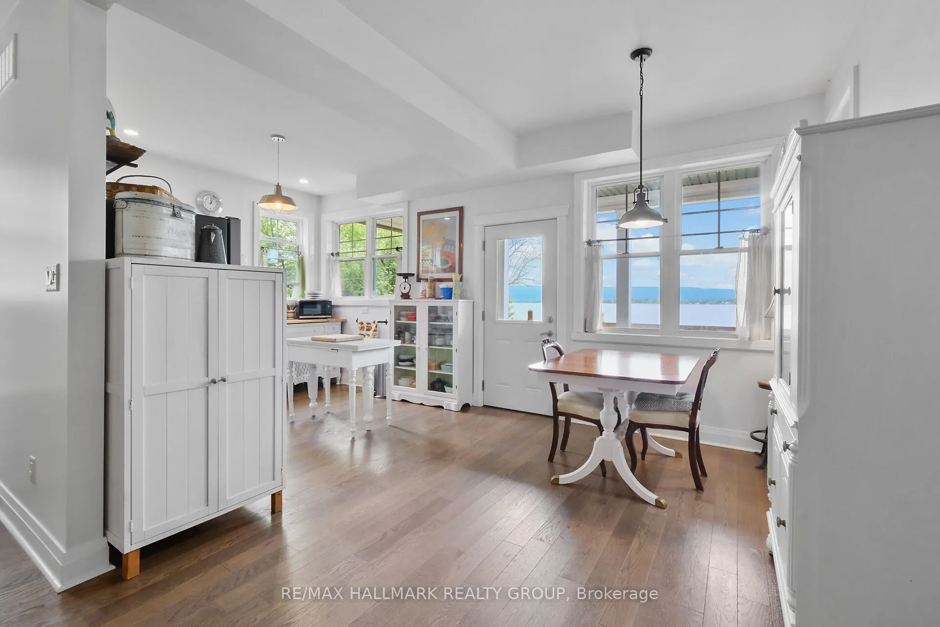 500 Bayview Drive