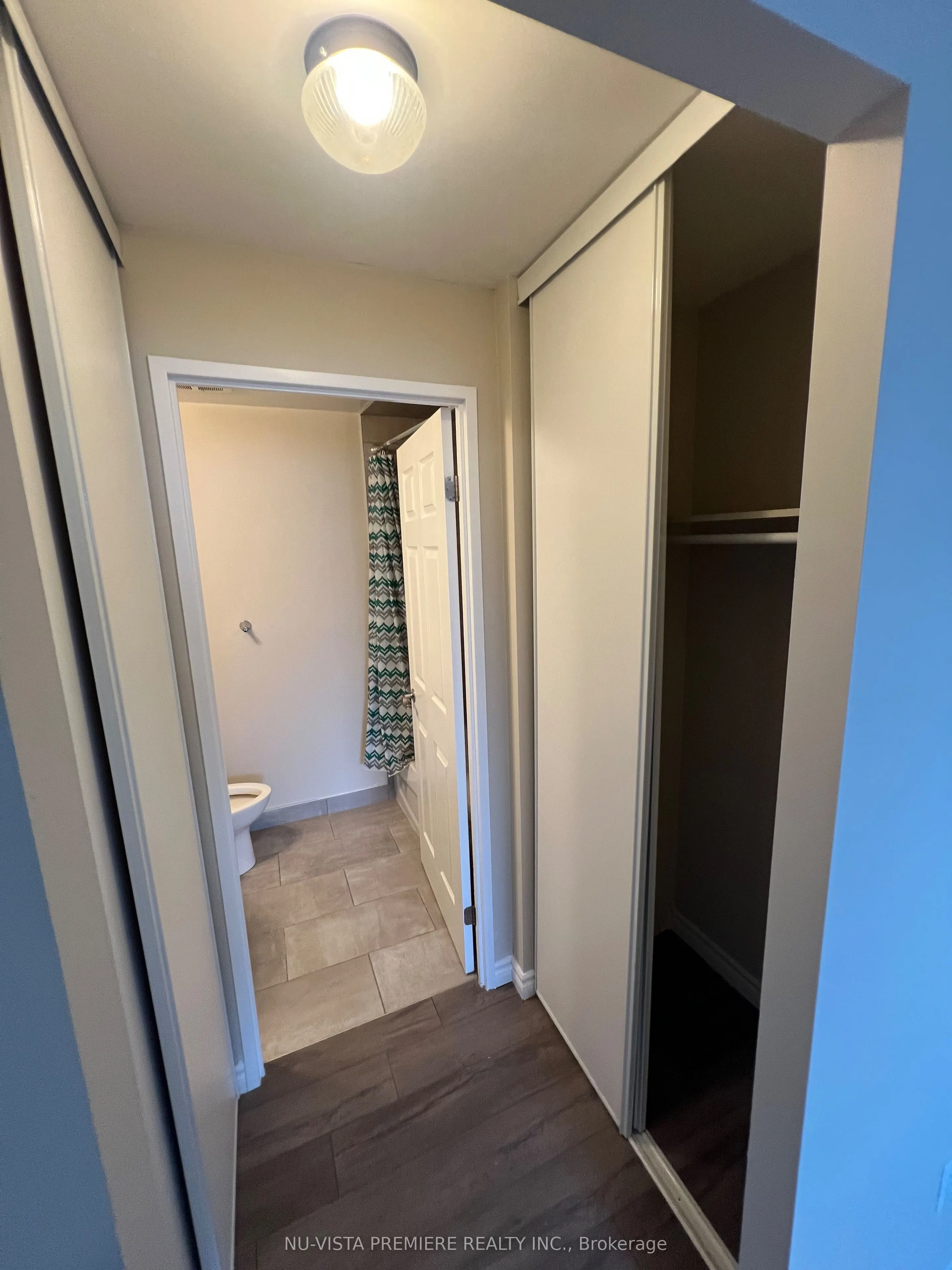 570 Proudfoot Lane, #803