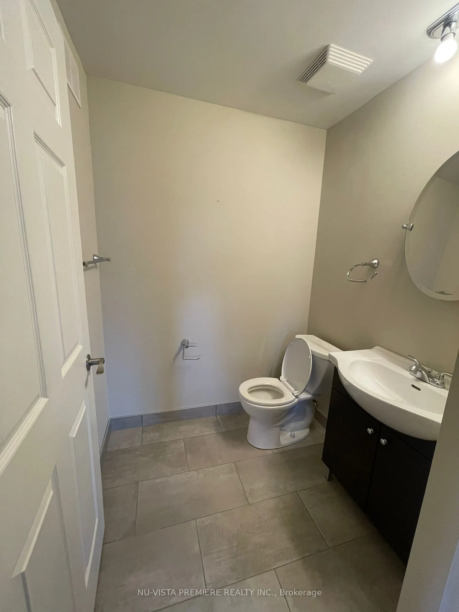 570 Proudfoot Lane, #803