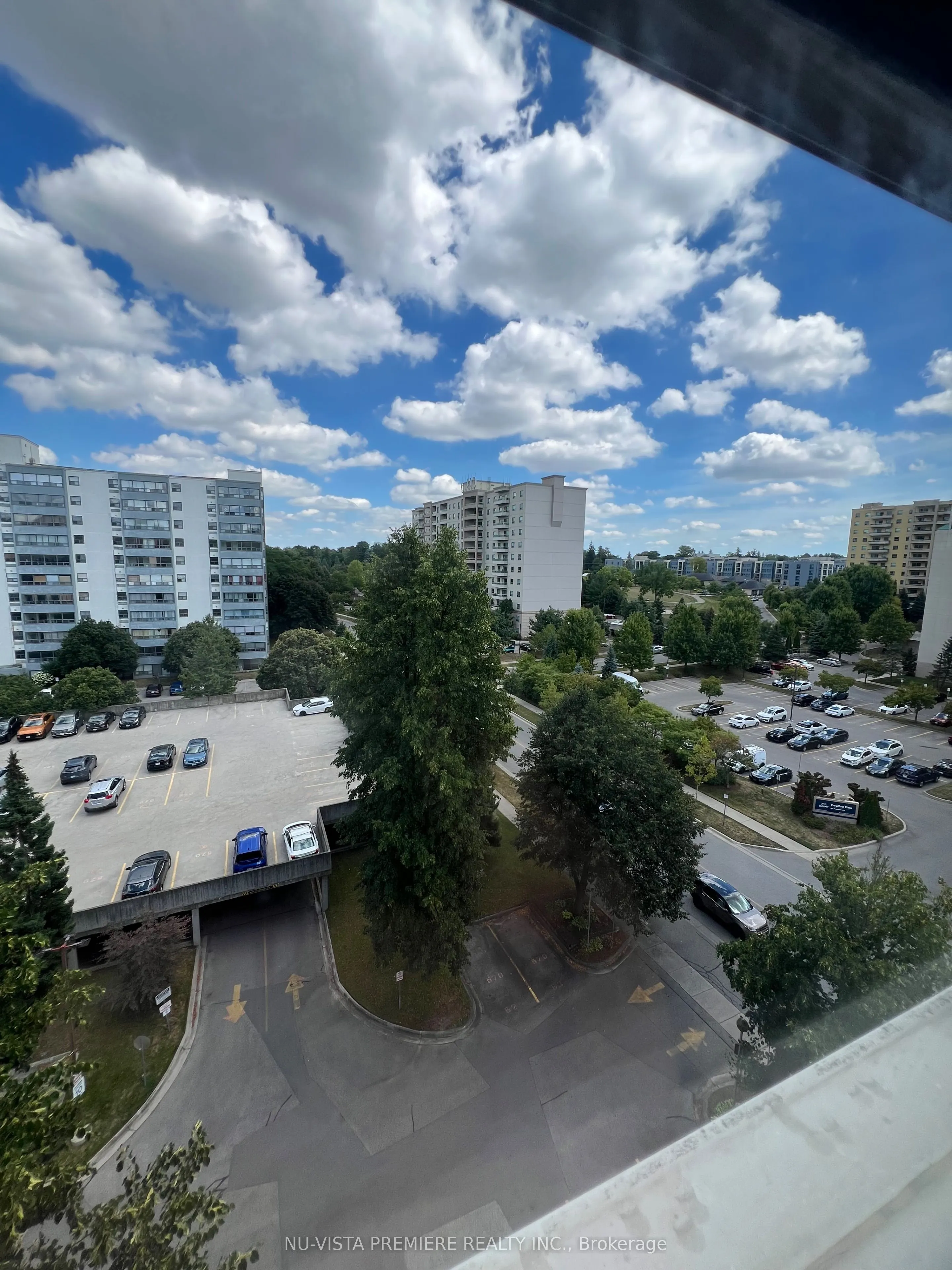 570 Proudfoot Lane, #803