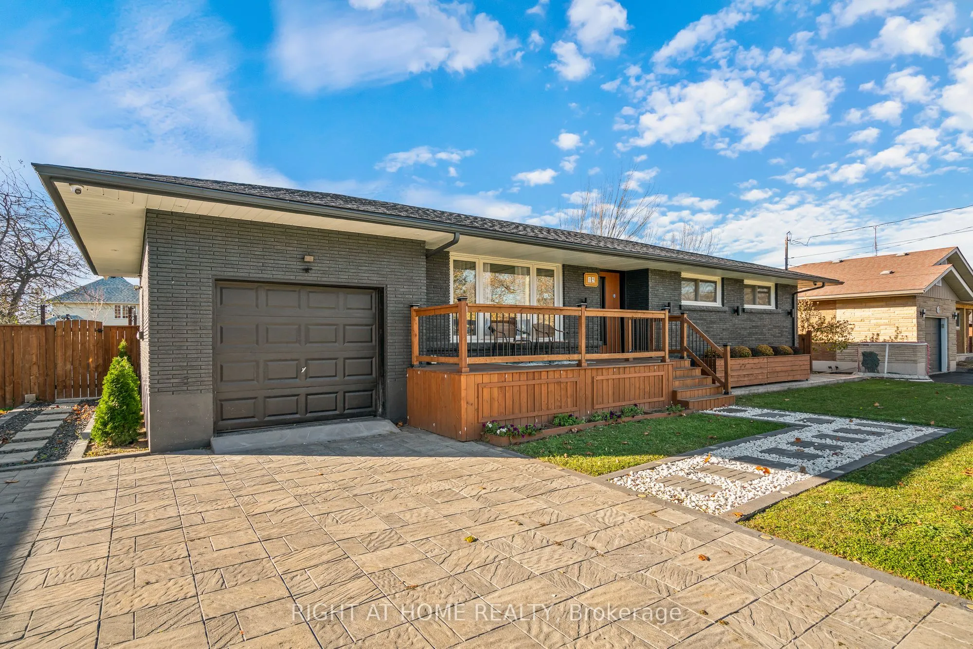 15 Andres Street