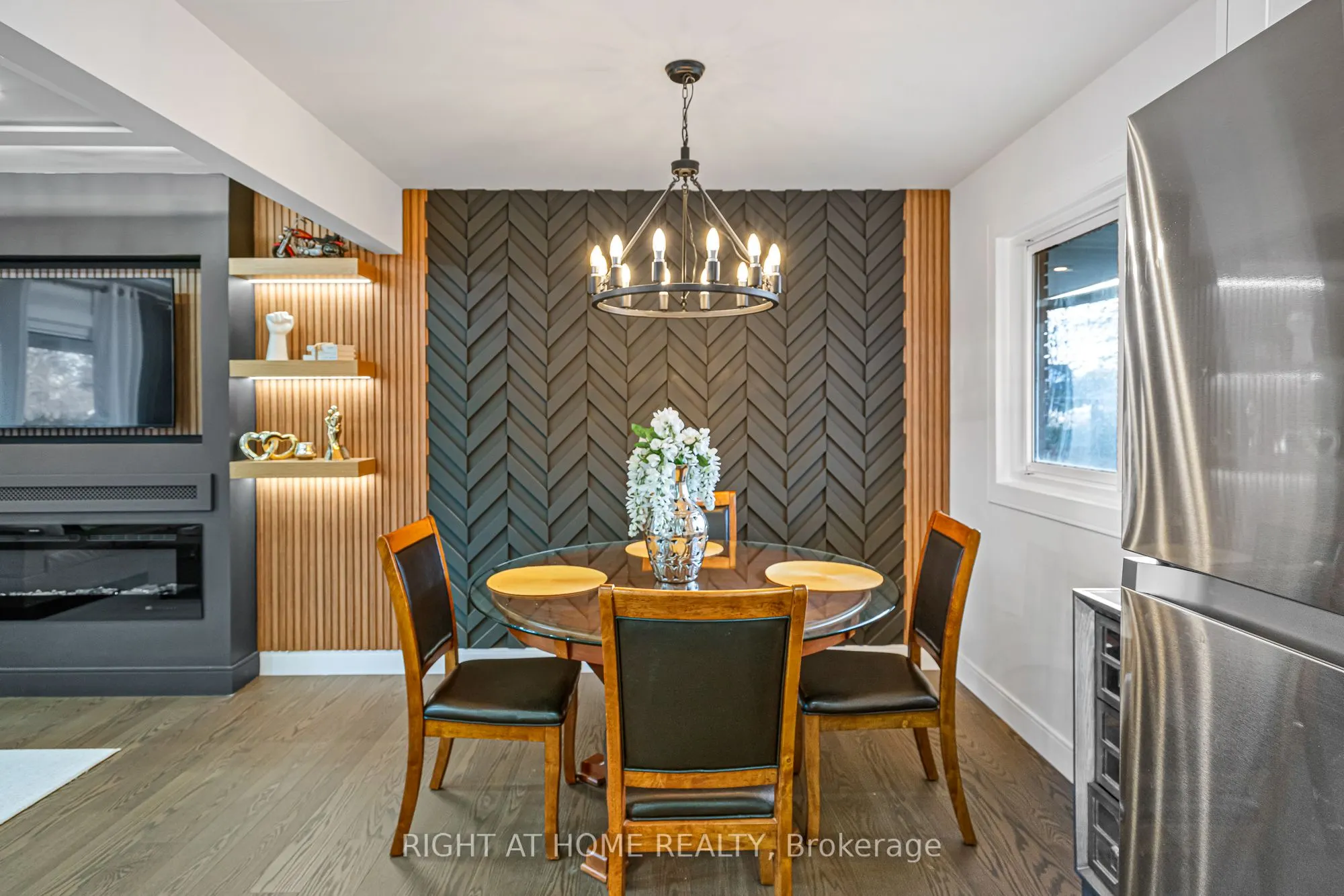 15 Andres Street