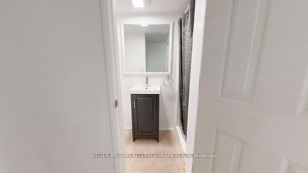 311 Vesta Road, #5