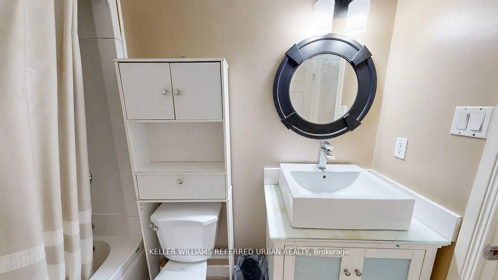 311 Vesta Road, #5