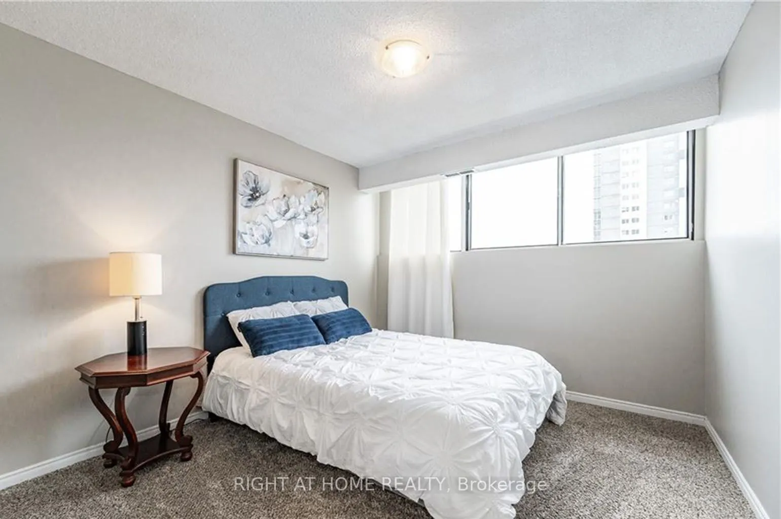 375 King Street N, #903
