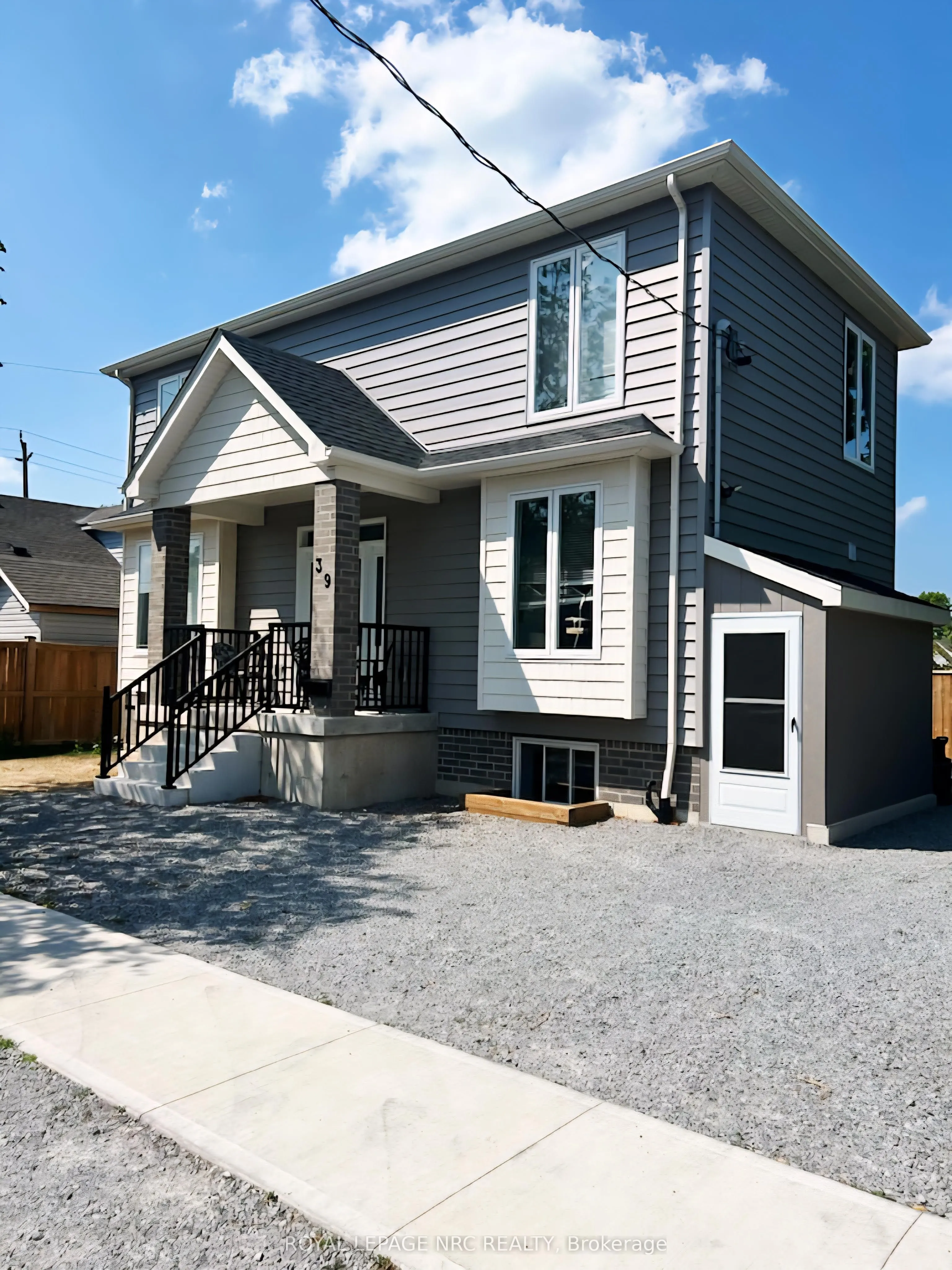 39 Grove Avenue