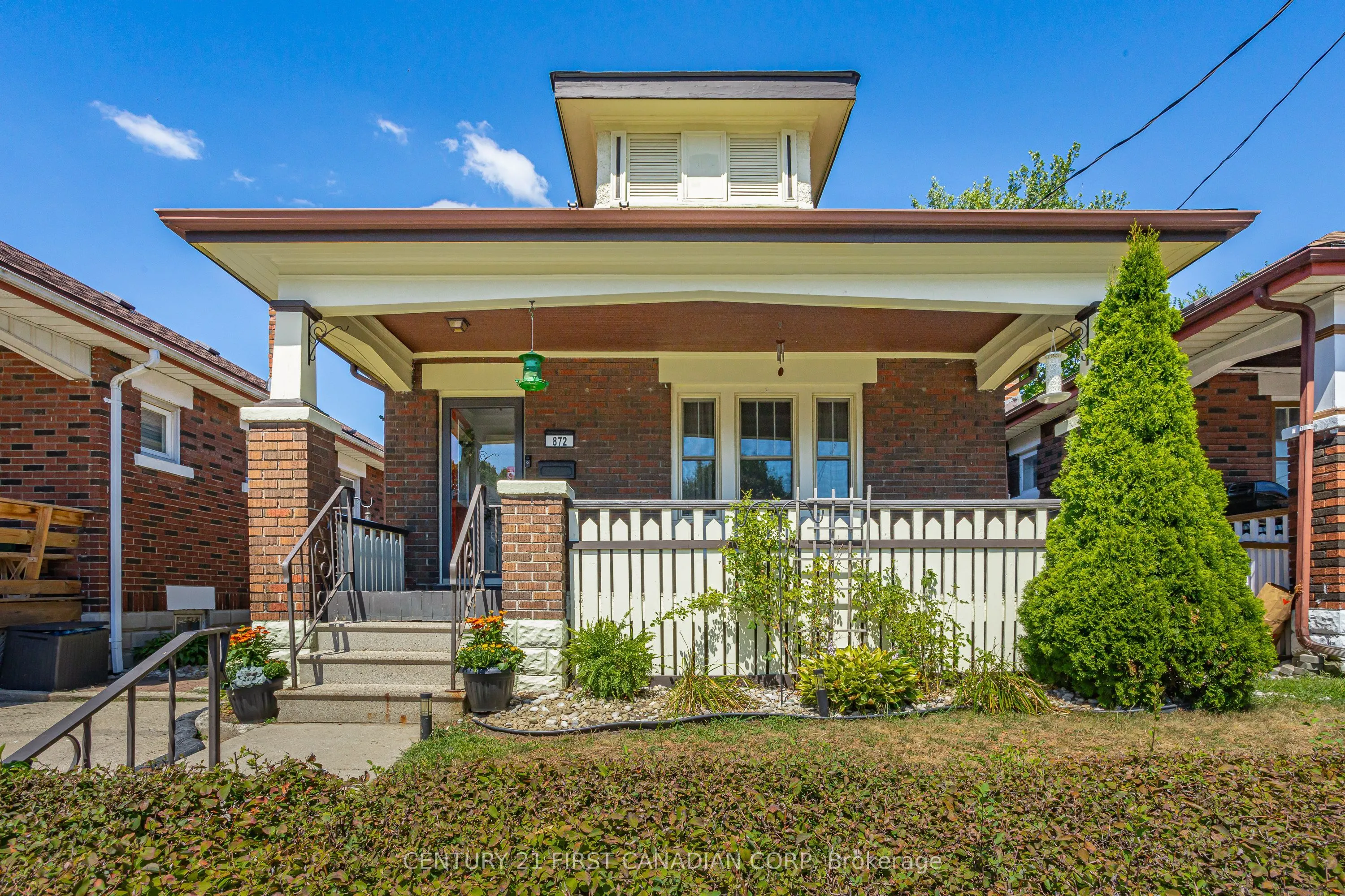 872 Lovett Street