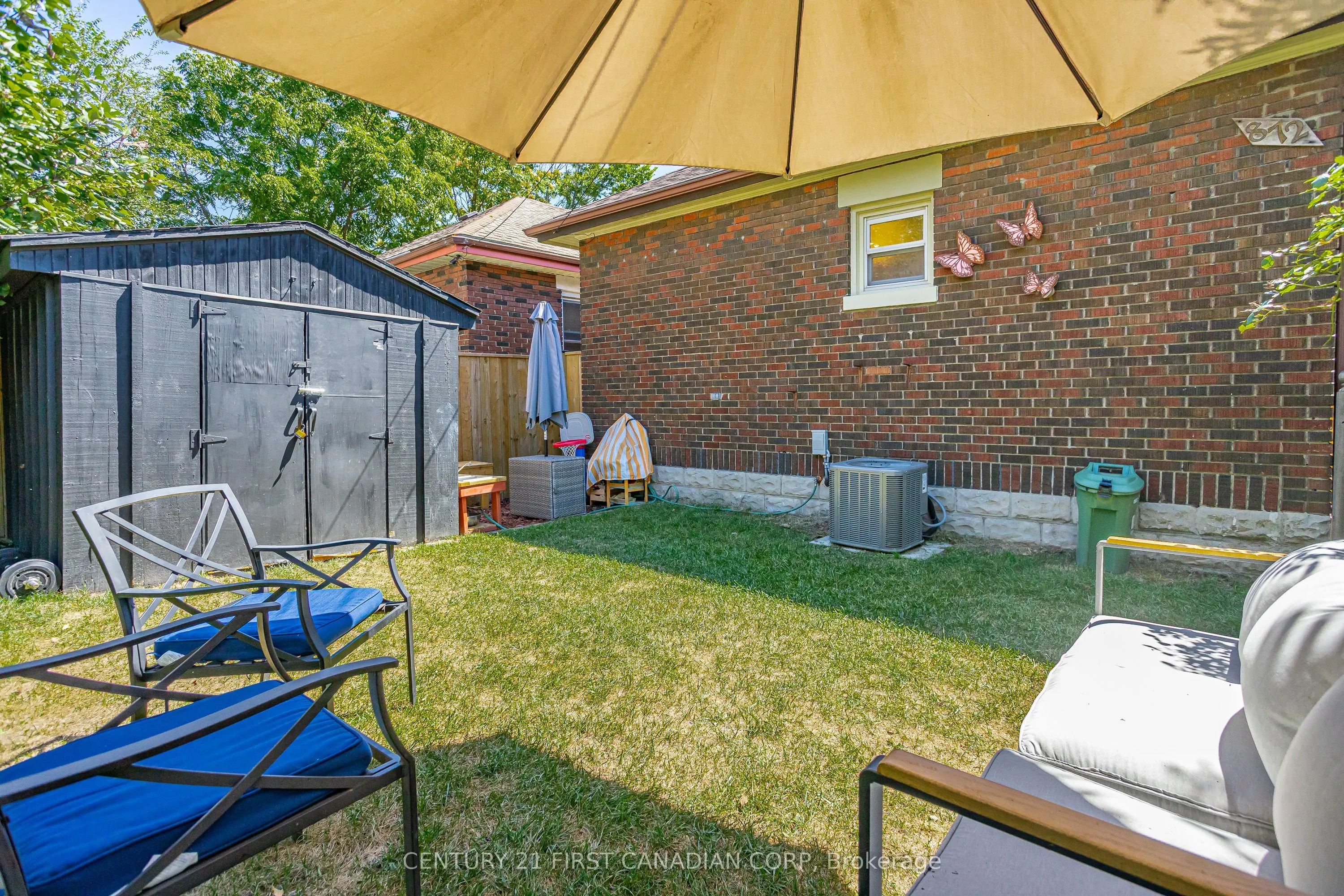 872 Lovett Street