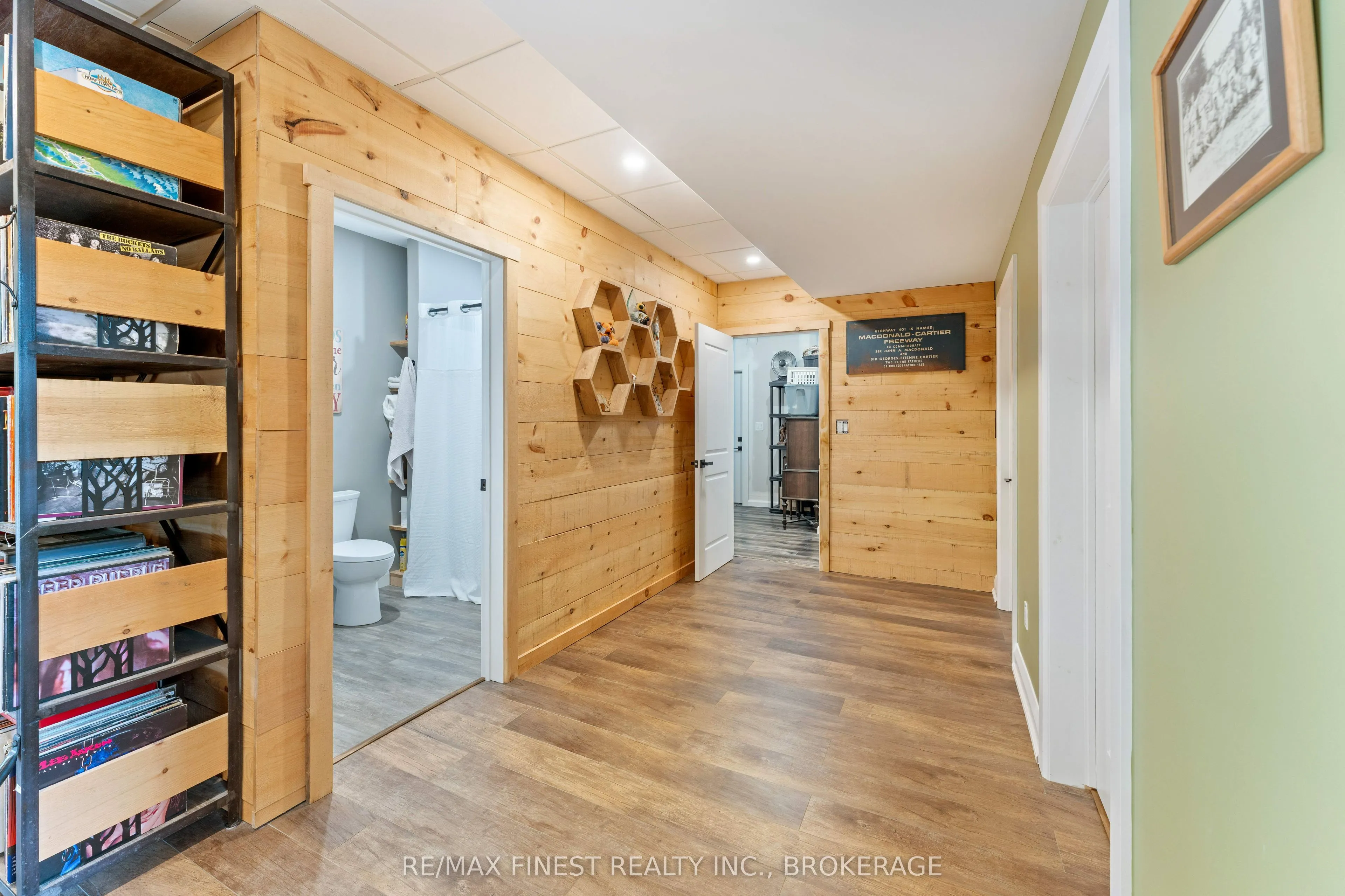 3266 Harrowsmith Road