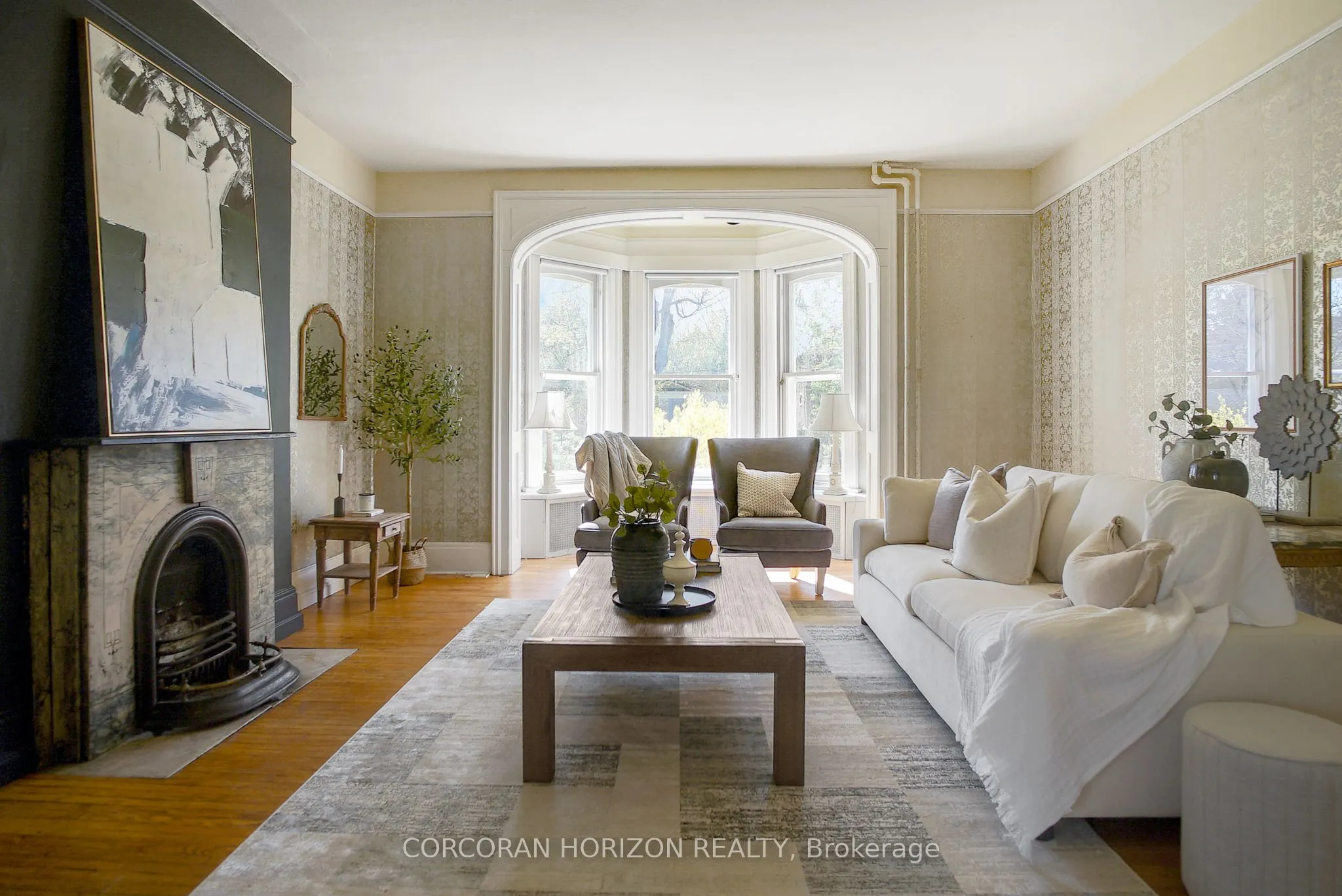 78 William Street W