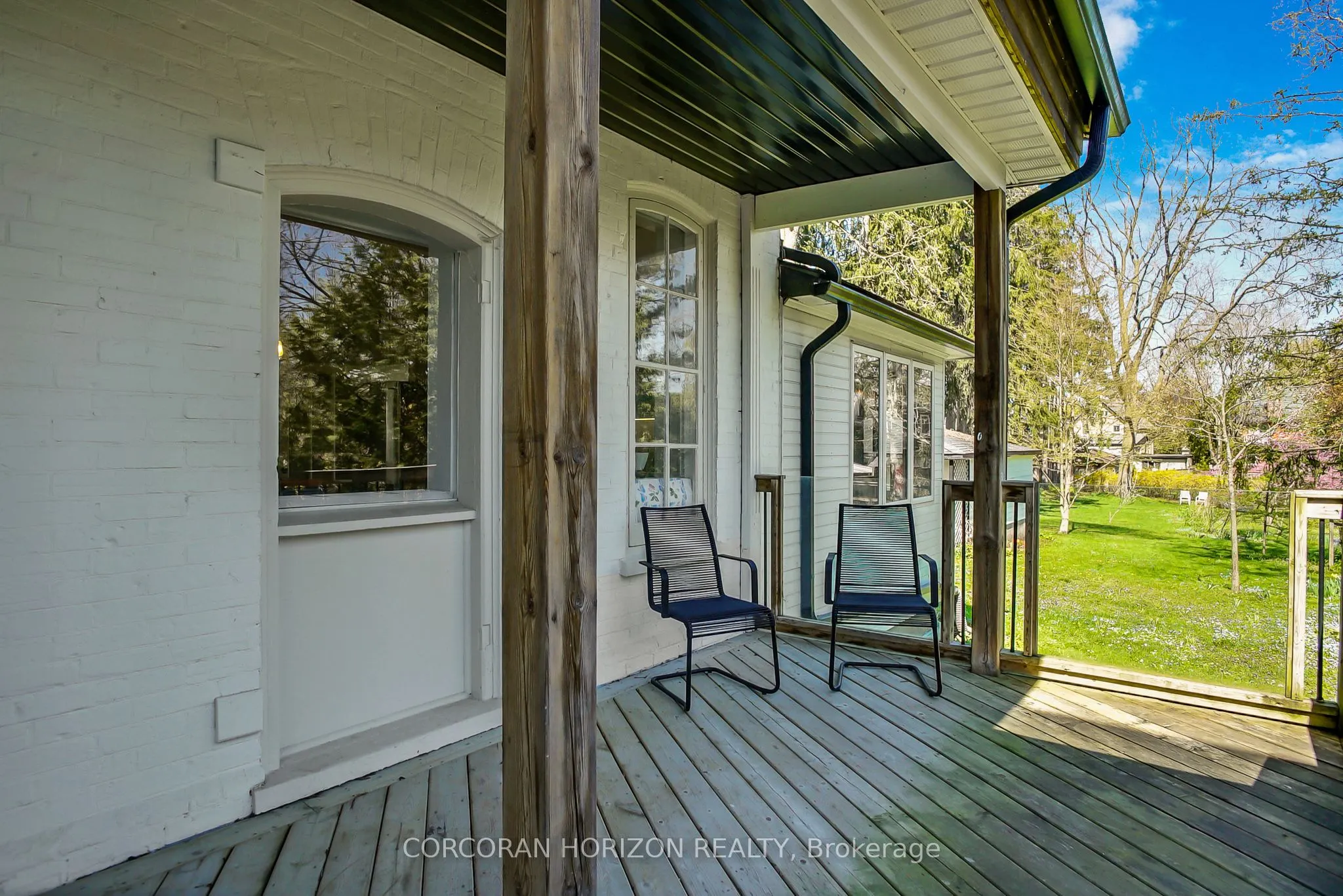 78 William Street W