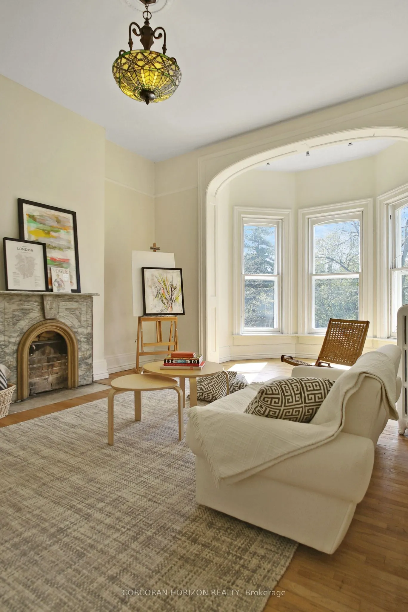 78 William Street W