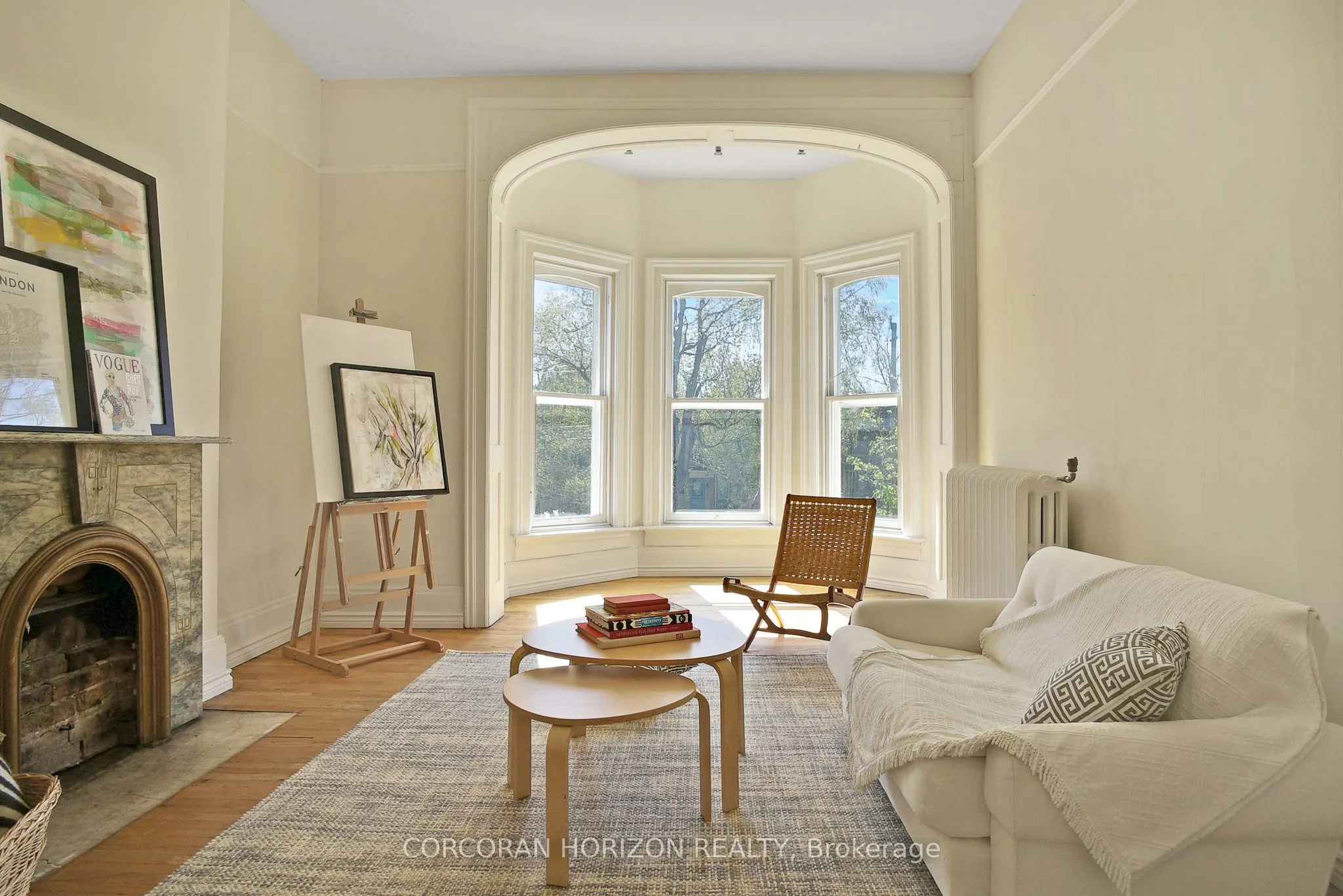 78 William Street W