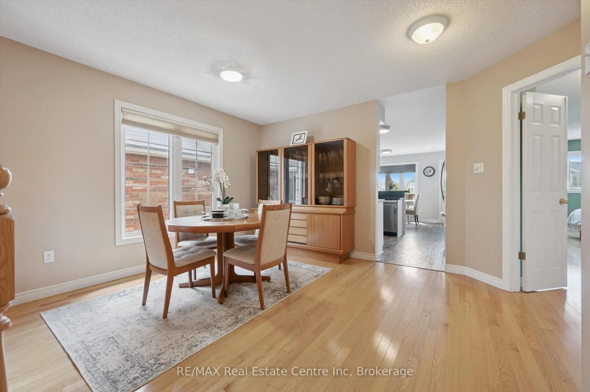 98 SCHRODER Crescent