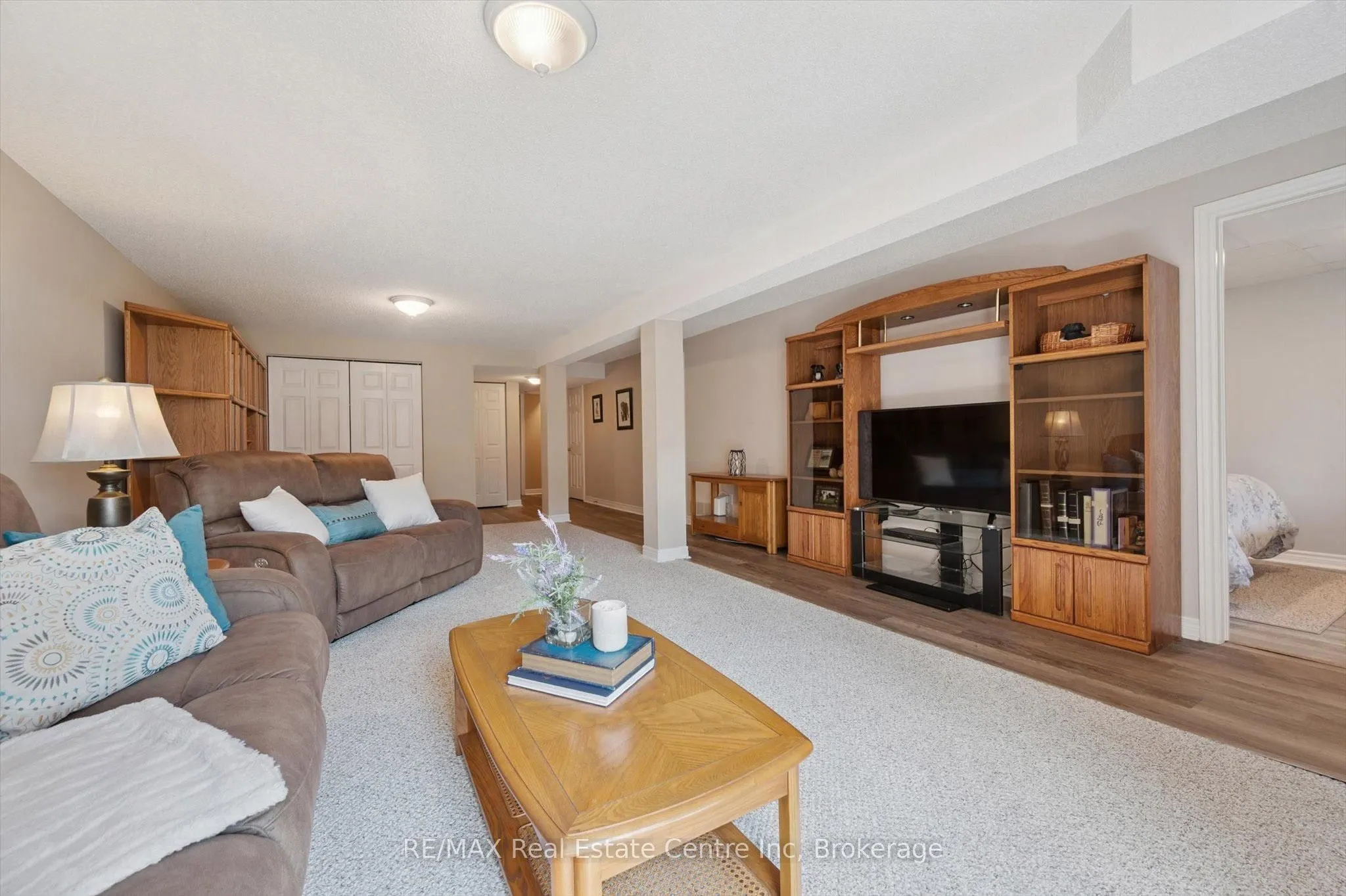 98 SCHRODER Crescent