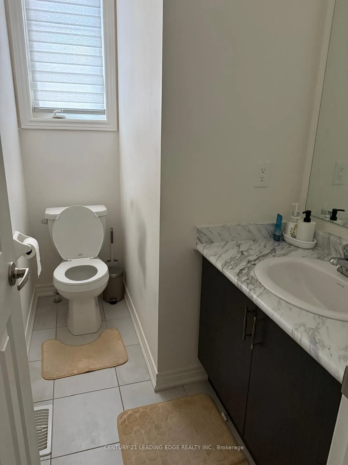 28 Great Falls Boulevard