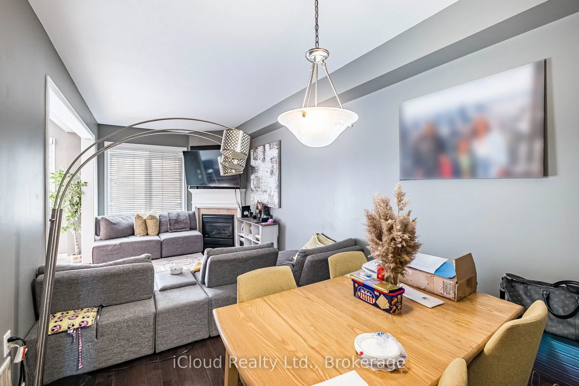 45 Seabreeze Crescent, #20