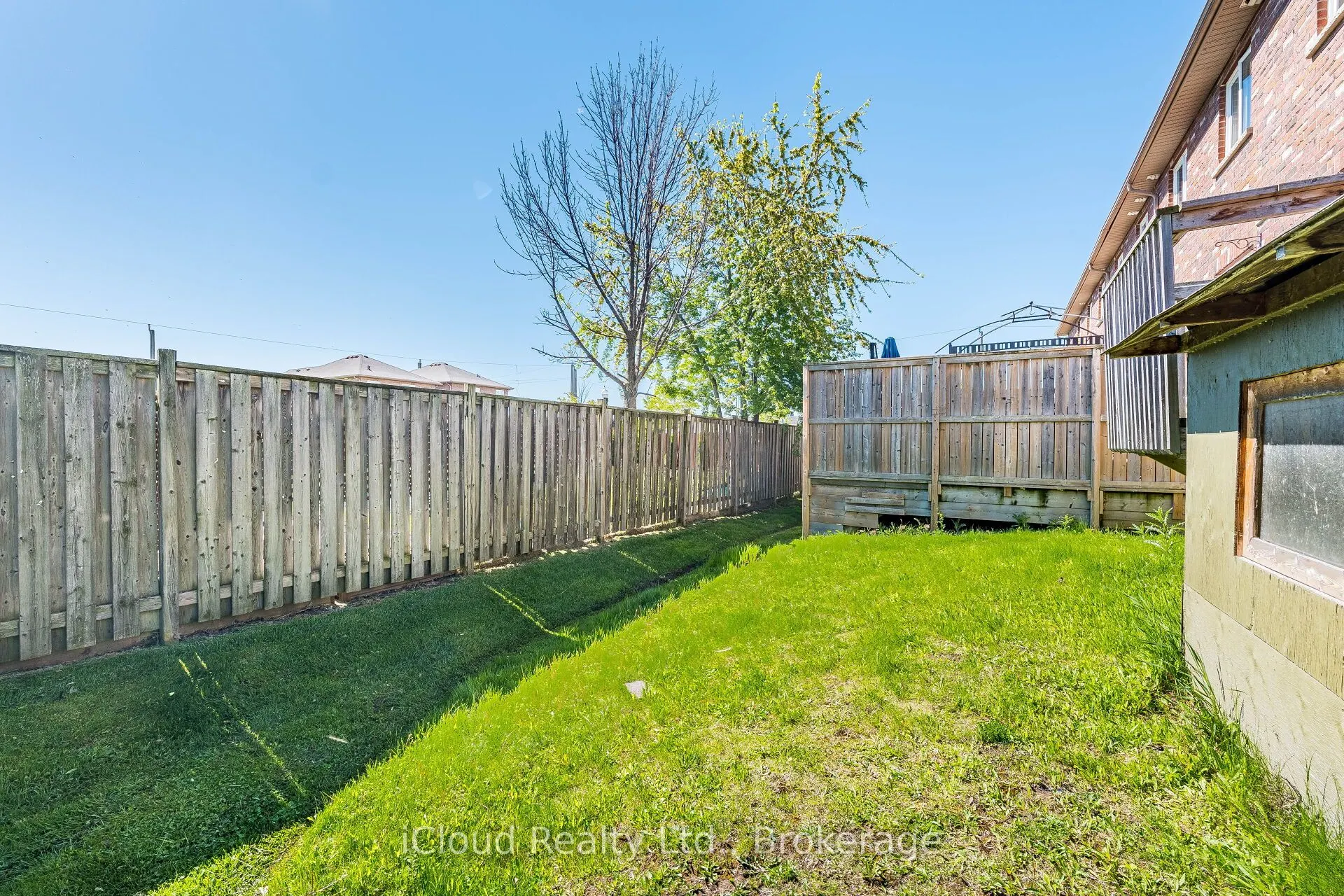 45 Seabreeze Crescent, #20