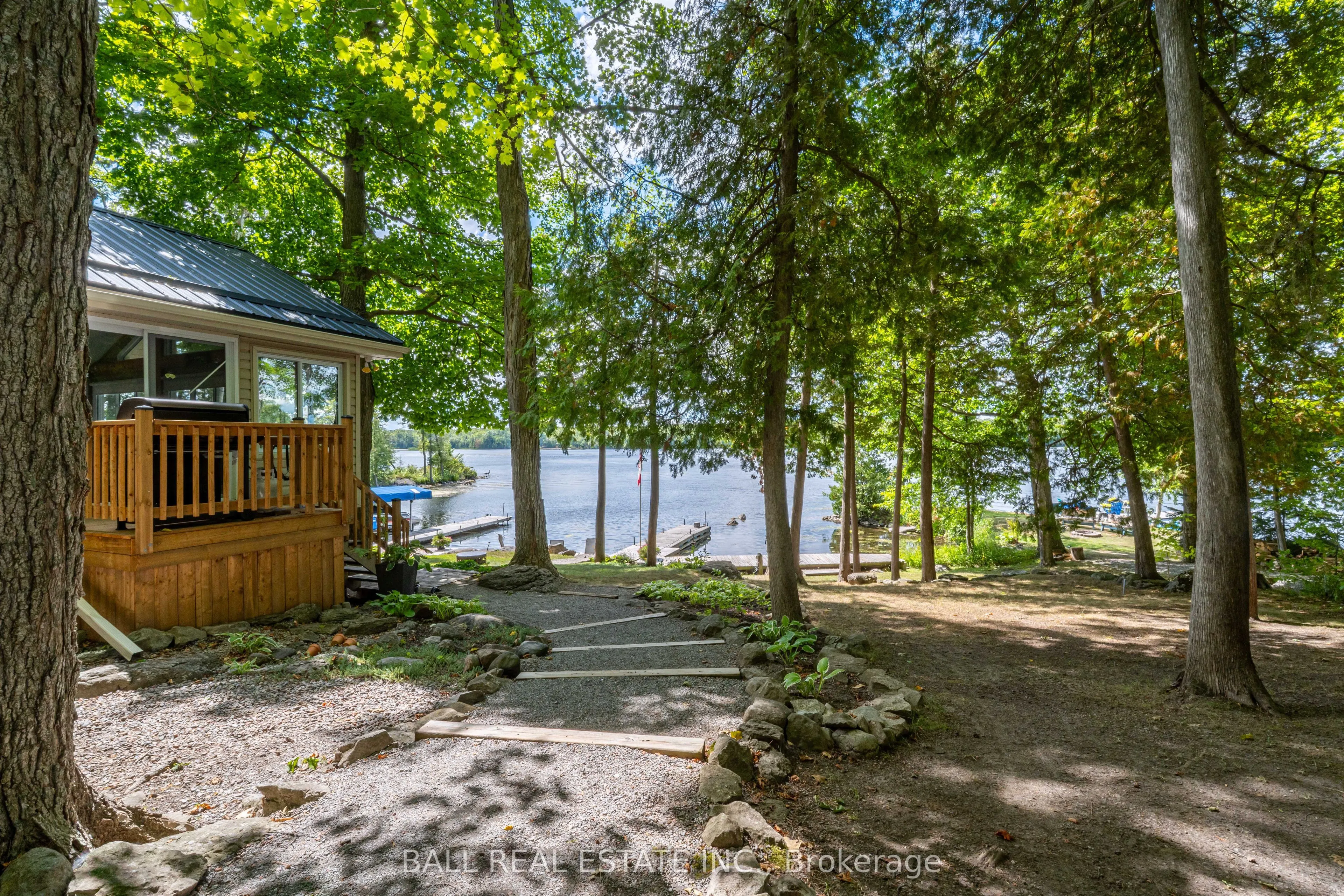 27 Maplewood Court