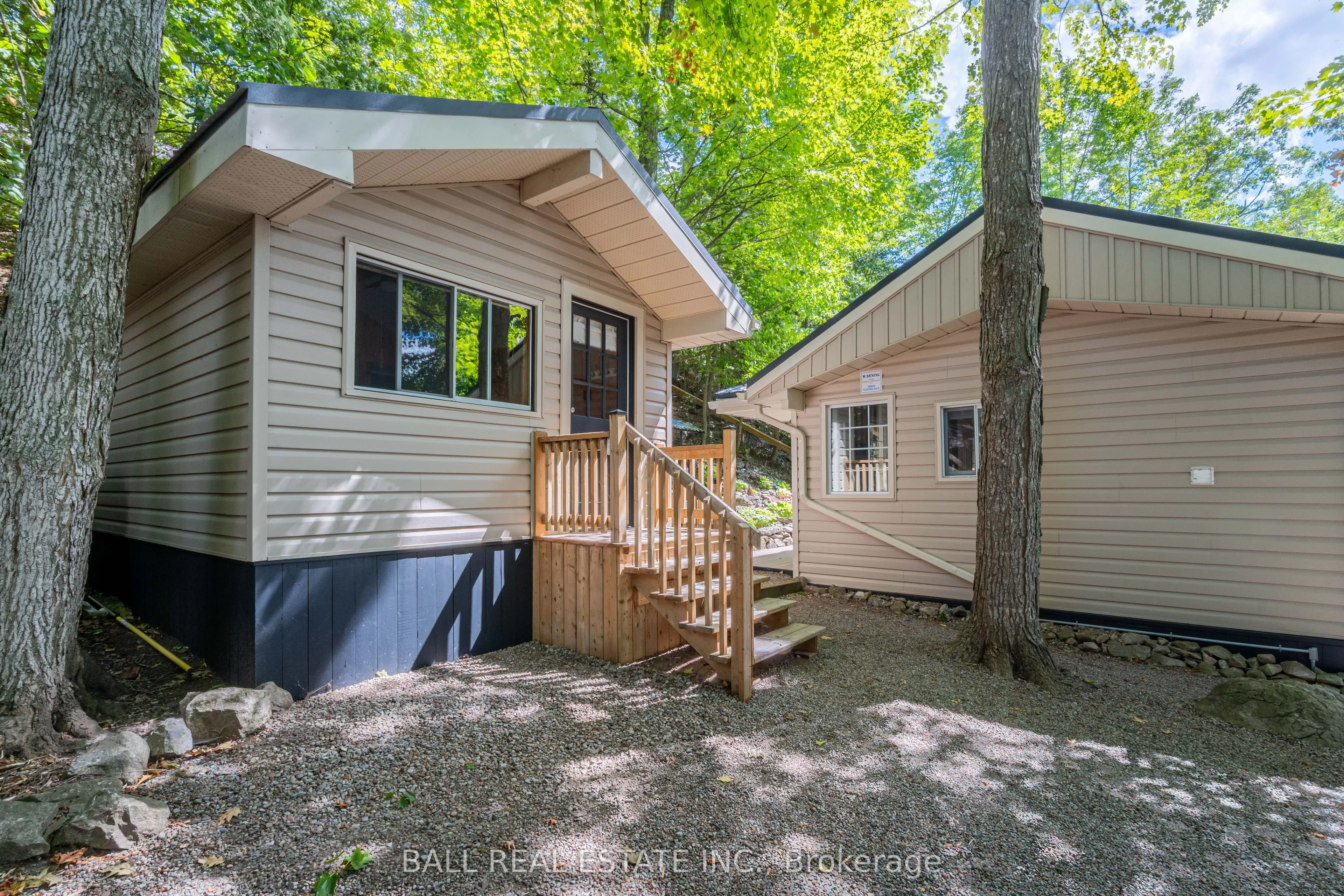 27 Maplewood Court
