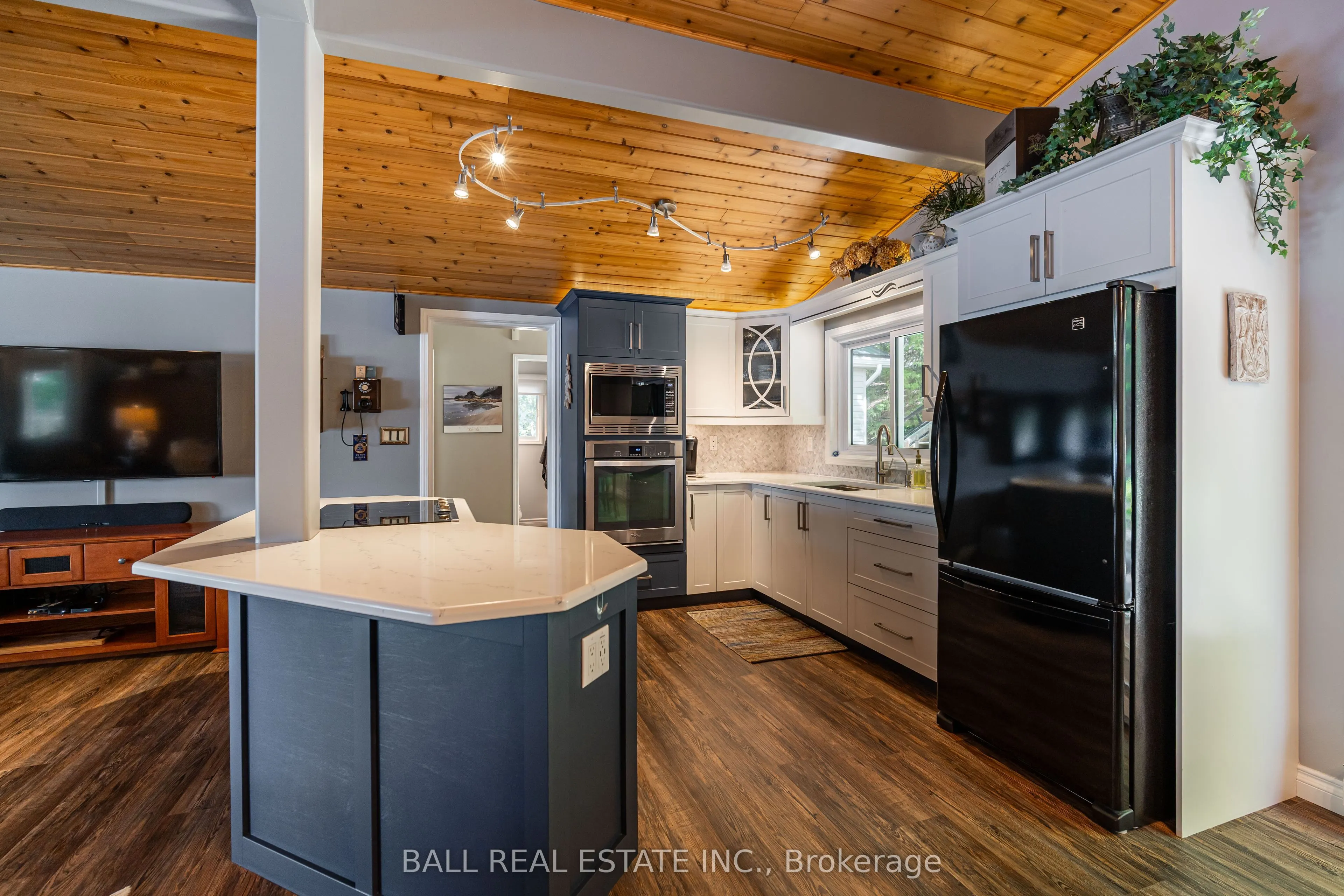 27 Maplewood Court