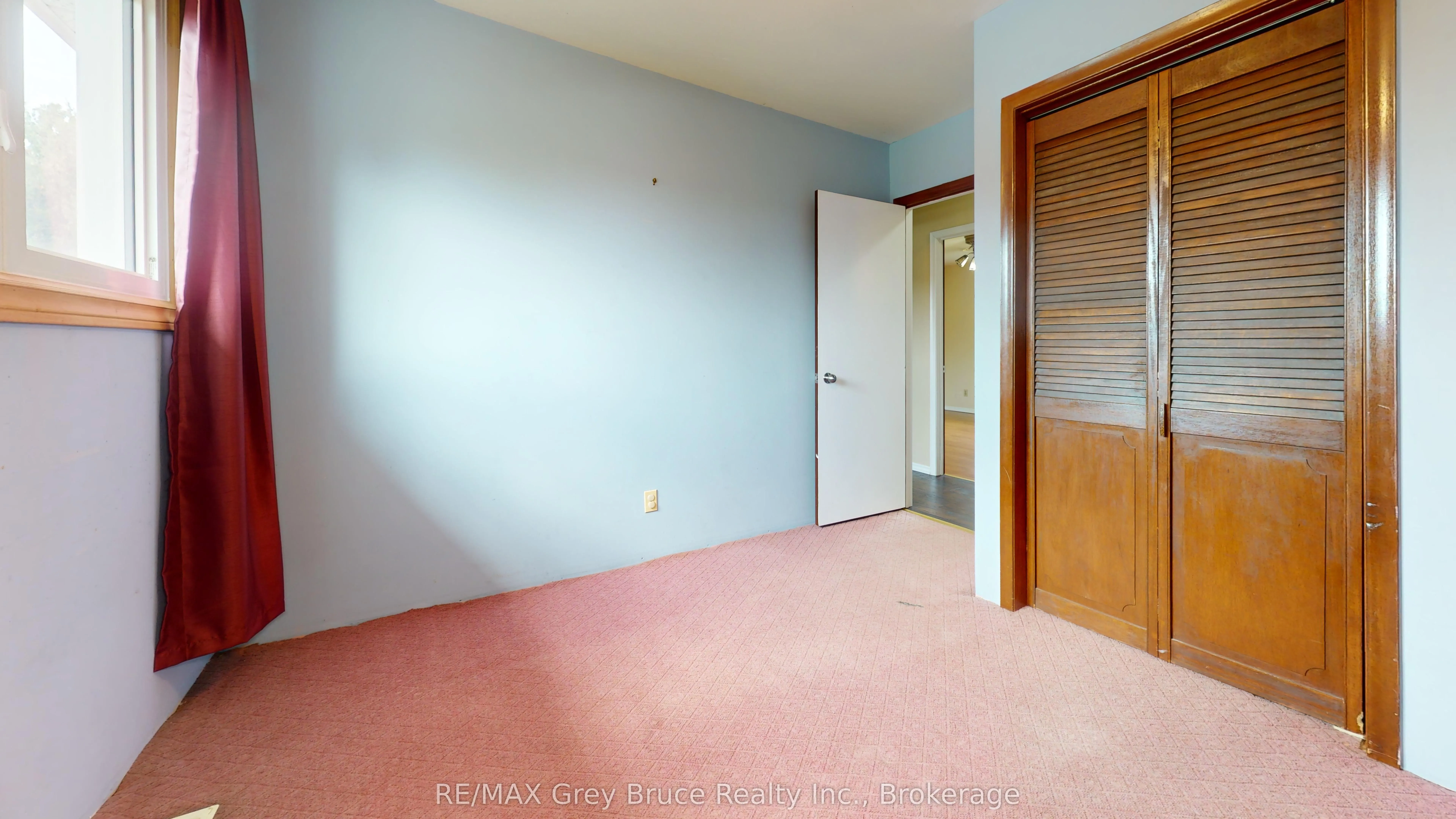 82 Brook Street W