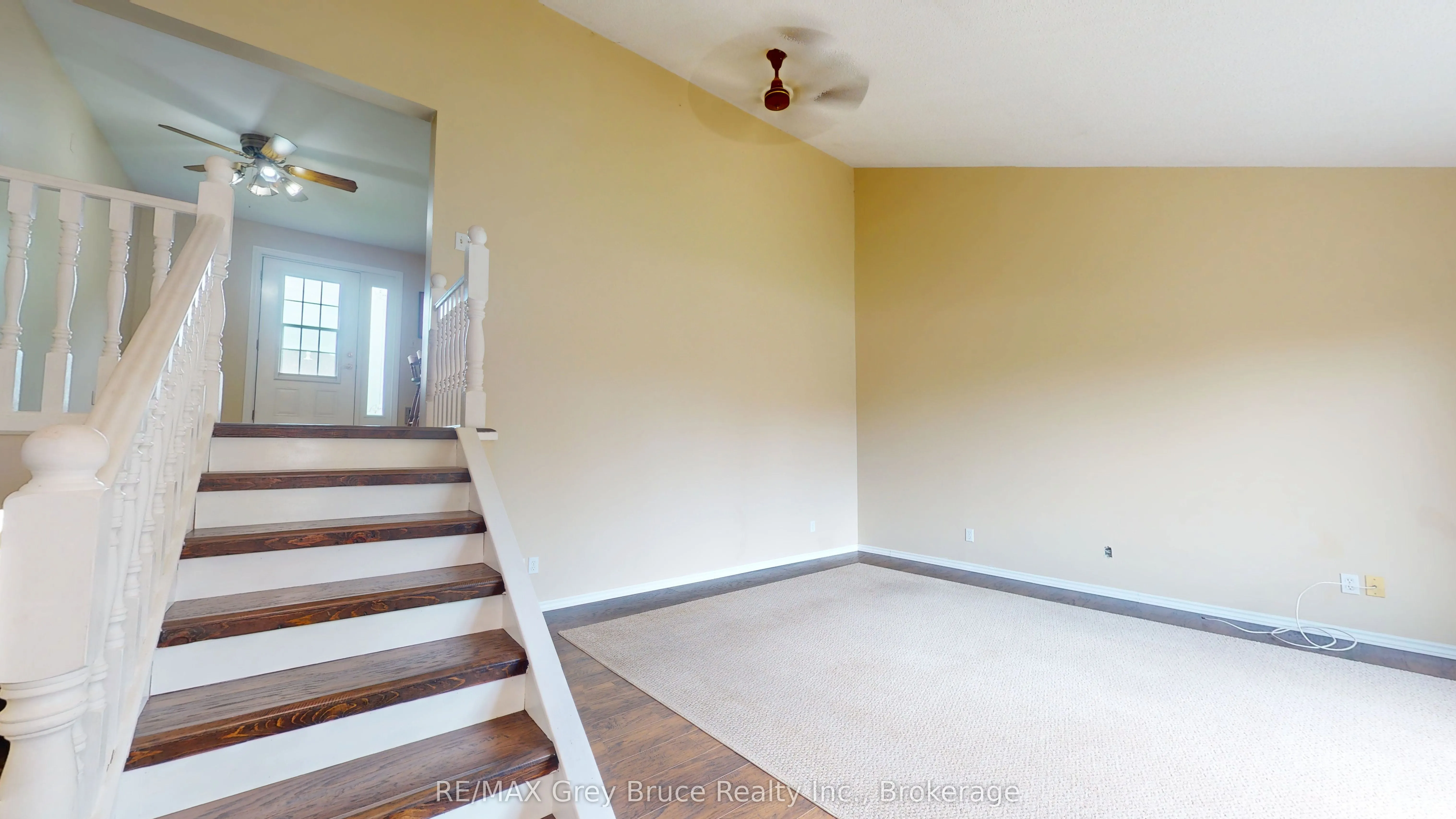 82 Brook Street W