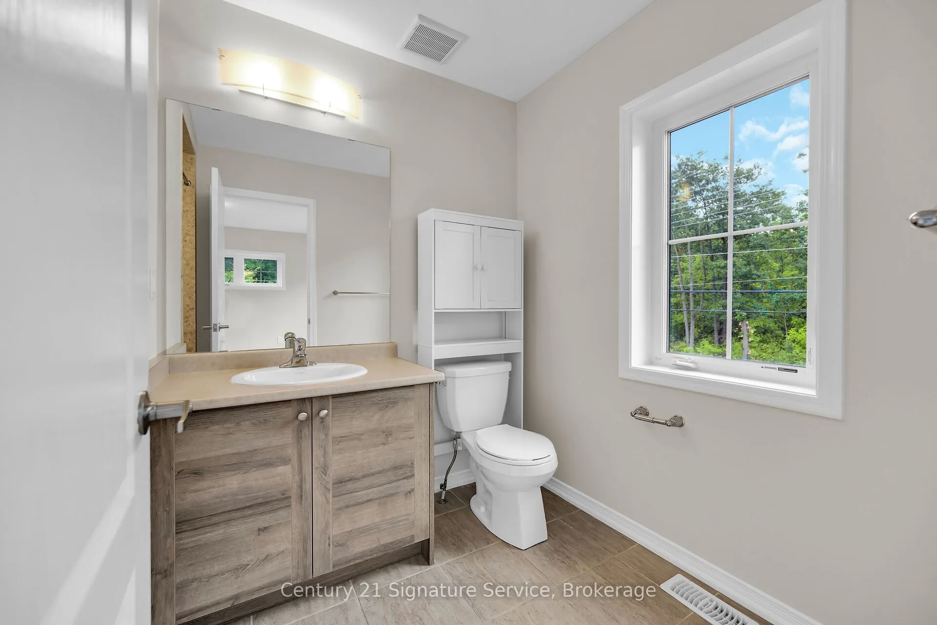 8273 Tulip Tree Drive N, #9