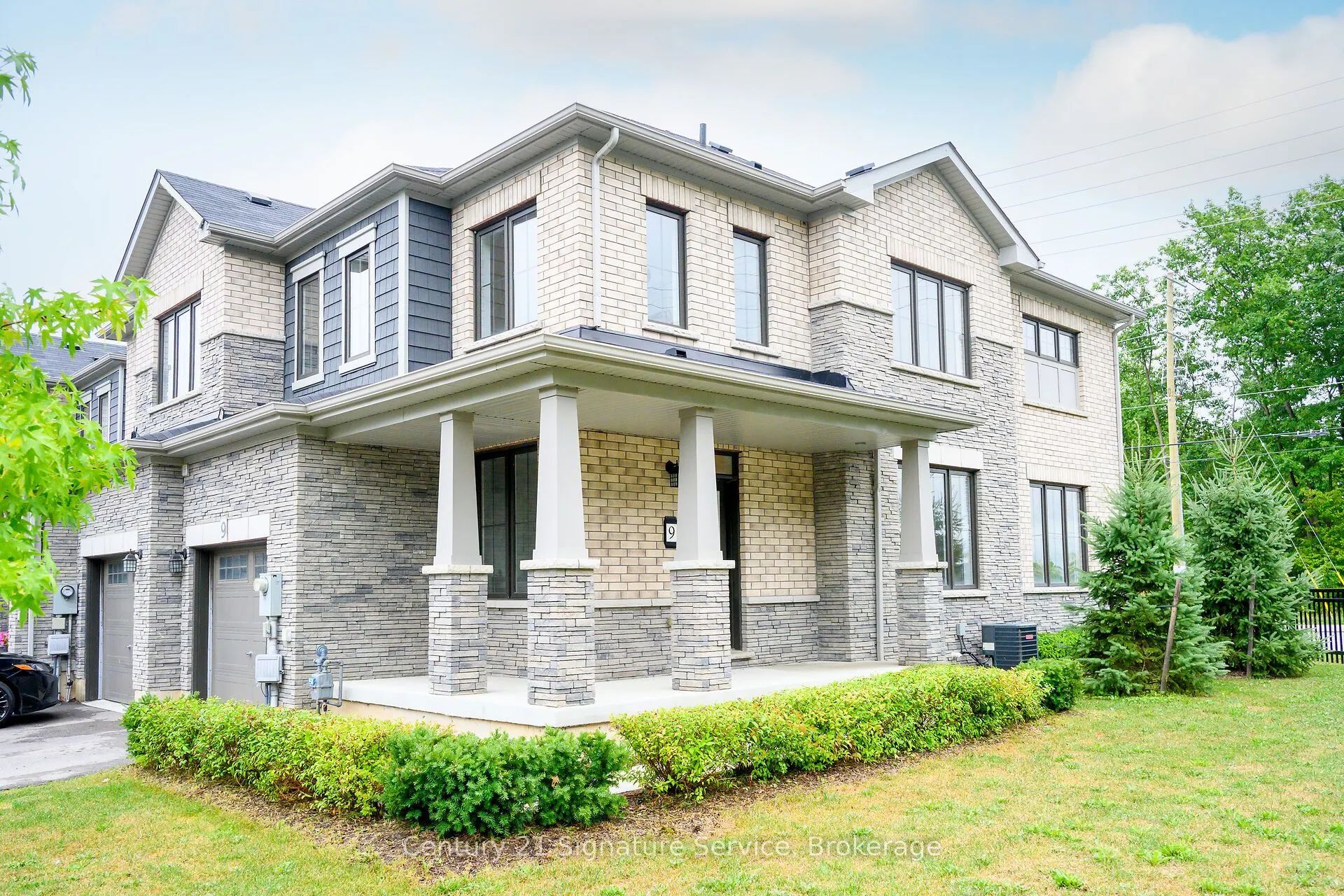 8273 Tulip Tree Drive N, #9